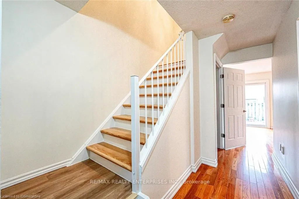 1050 Shawnmarr Road, #111