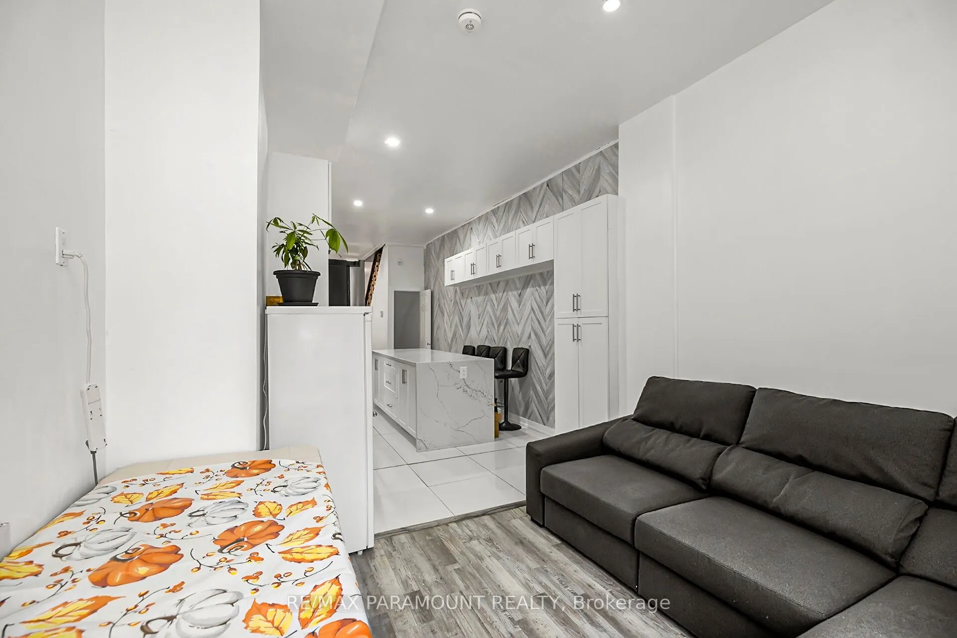 121 Mulock Avenue