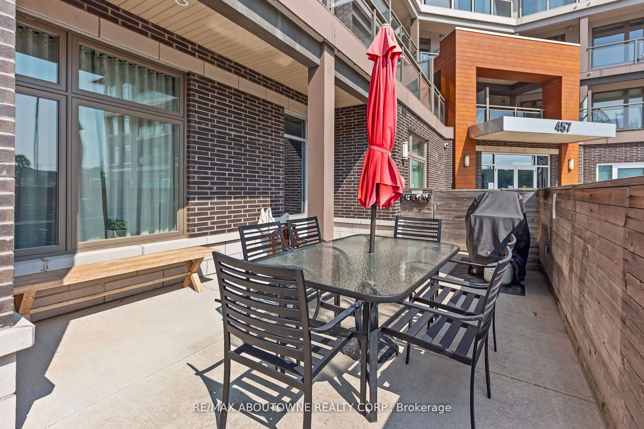 457 Plains Road E, #322