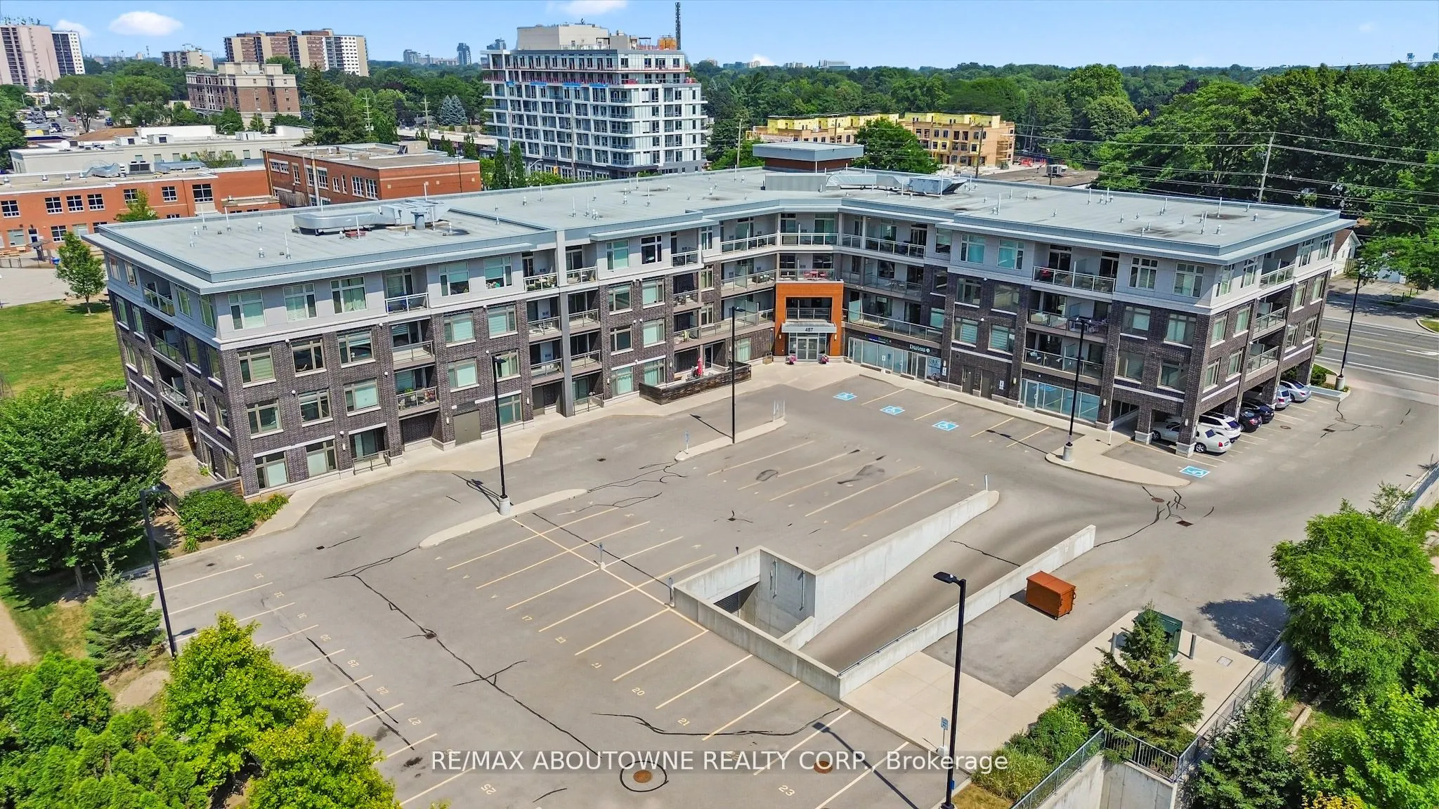 457 Plains Road E, #322