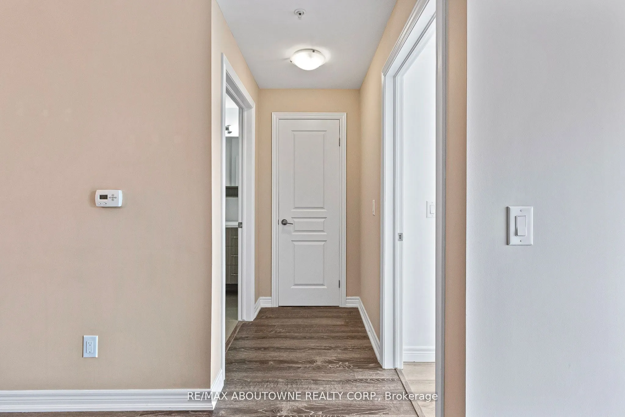 457 Plains Road E, #322