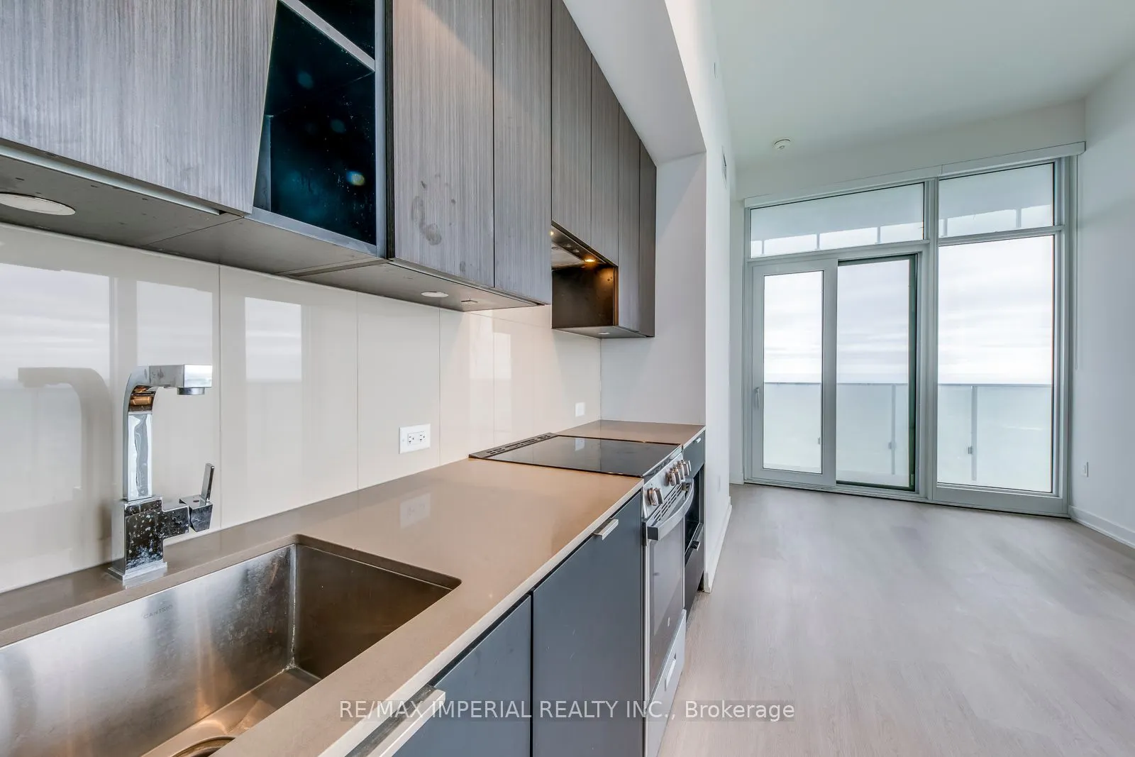 3883 Quartz Road, #4909