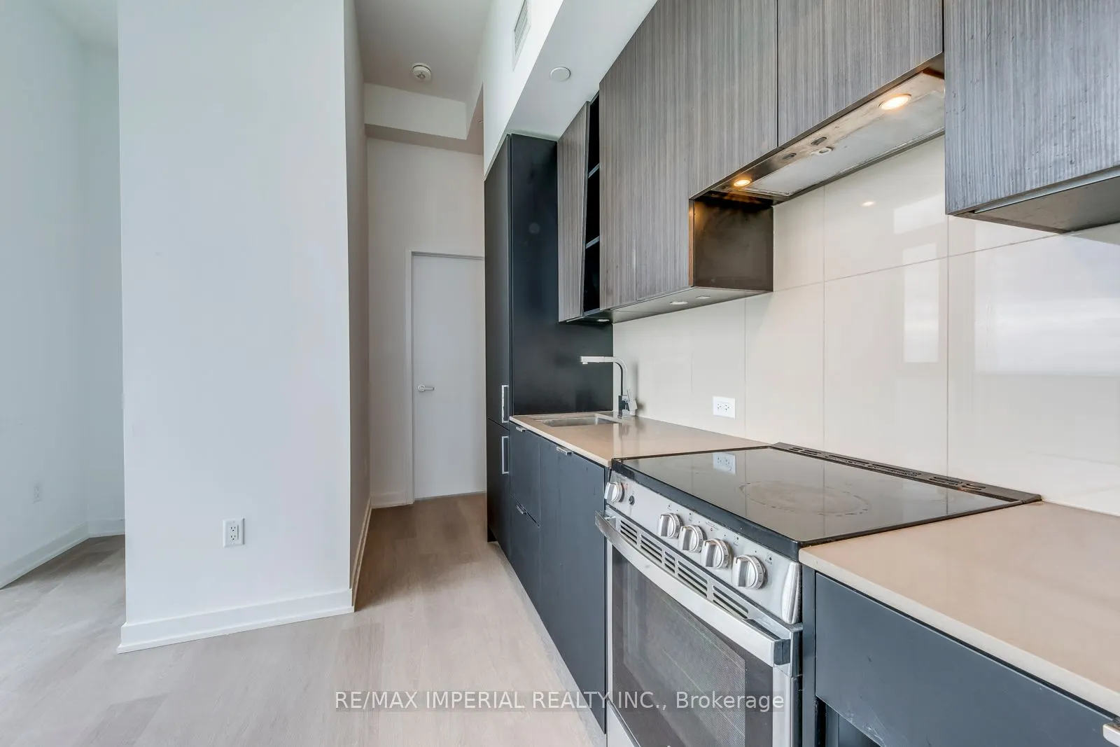3883 Quartz Road, #4909