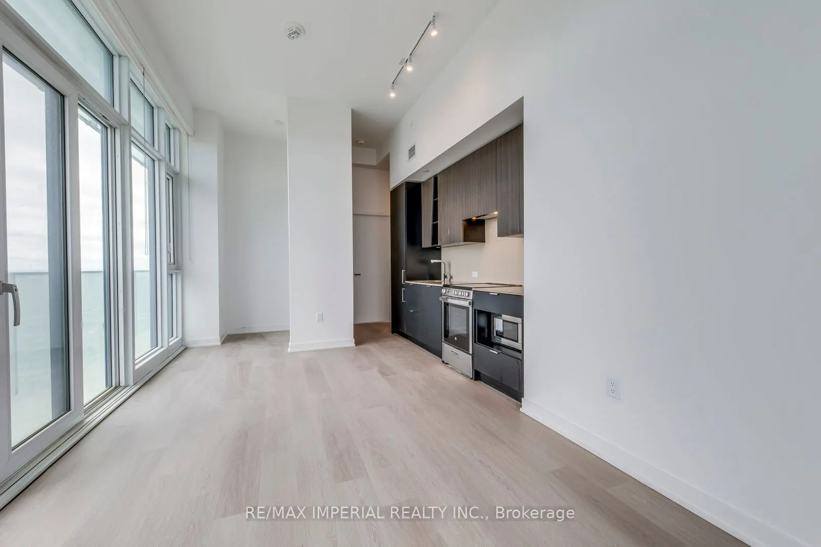 3883 Quartz Road, #4909