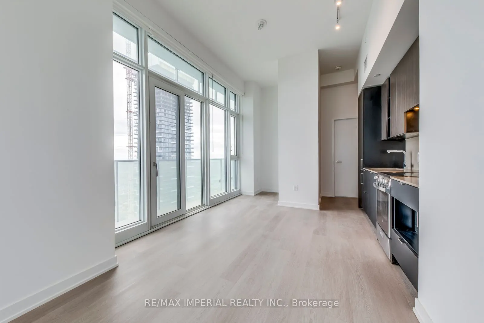 3883 Quartz Road, #4909