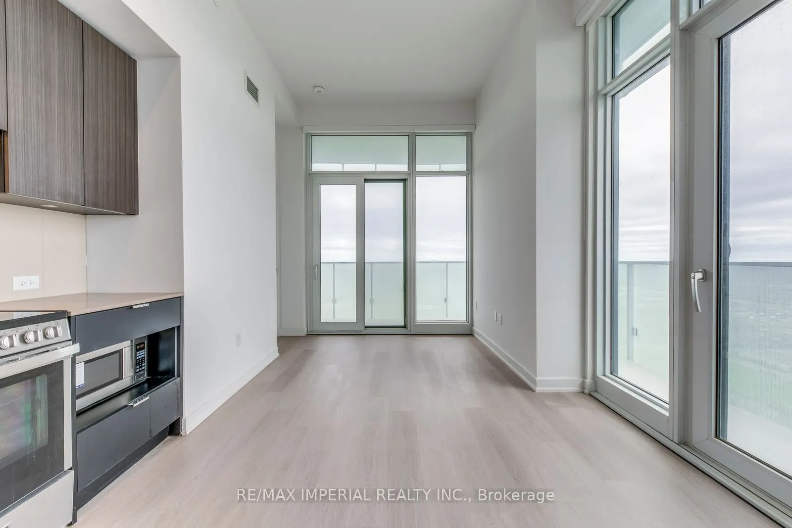 3883 Quartz Road, #4909
