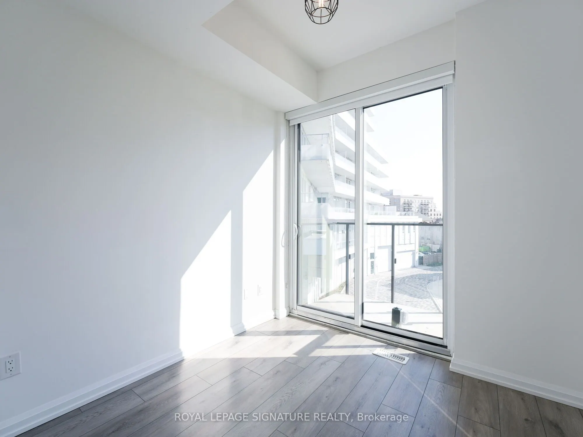 10 Brin Drive, #50