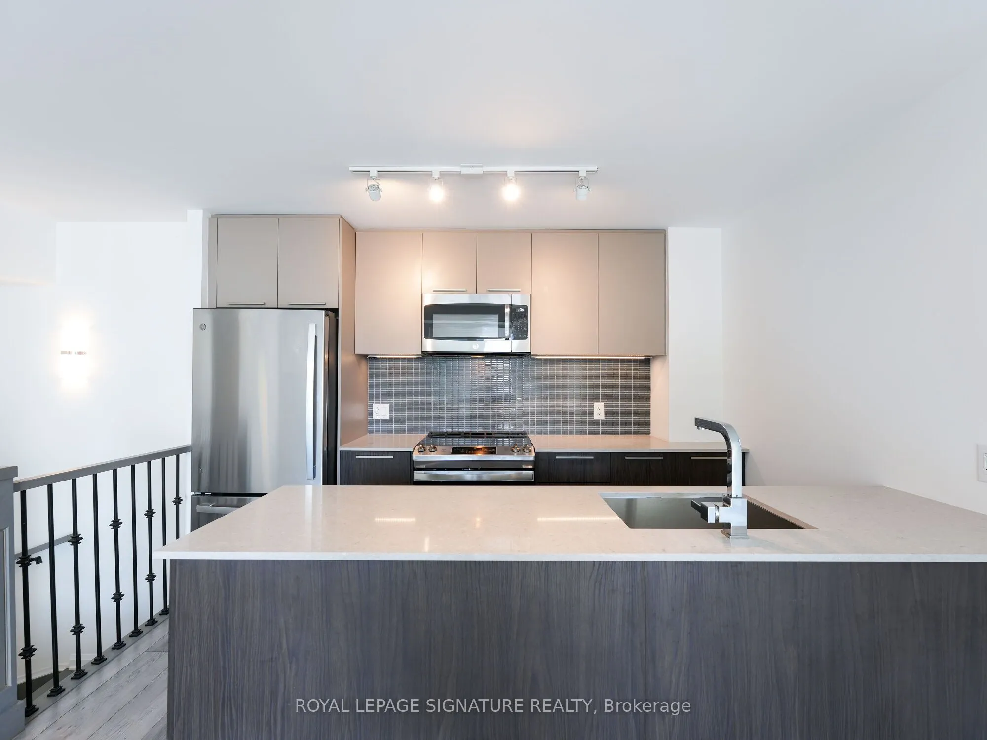10 Brin Drive, #50