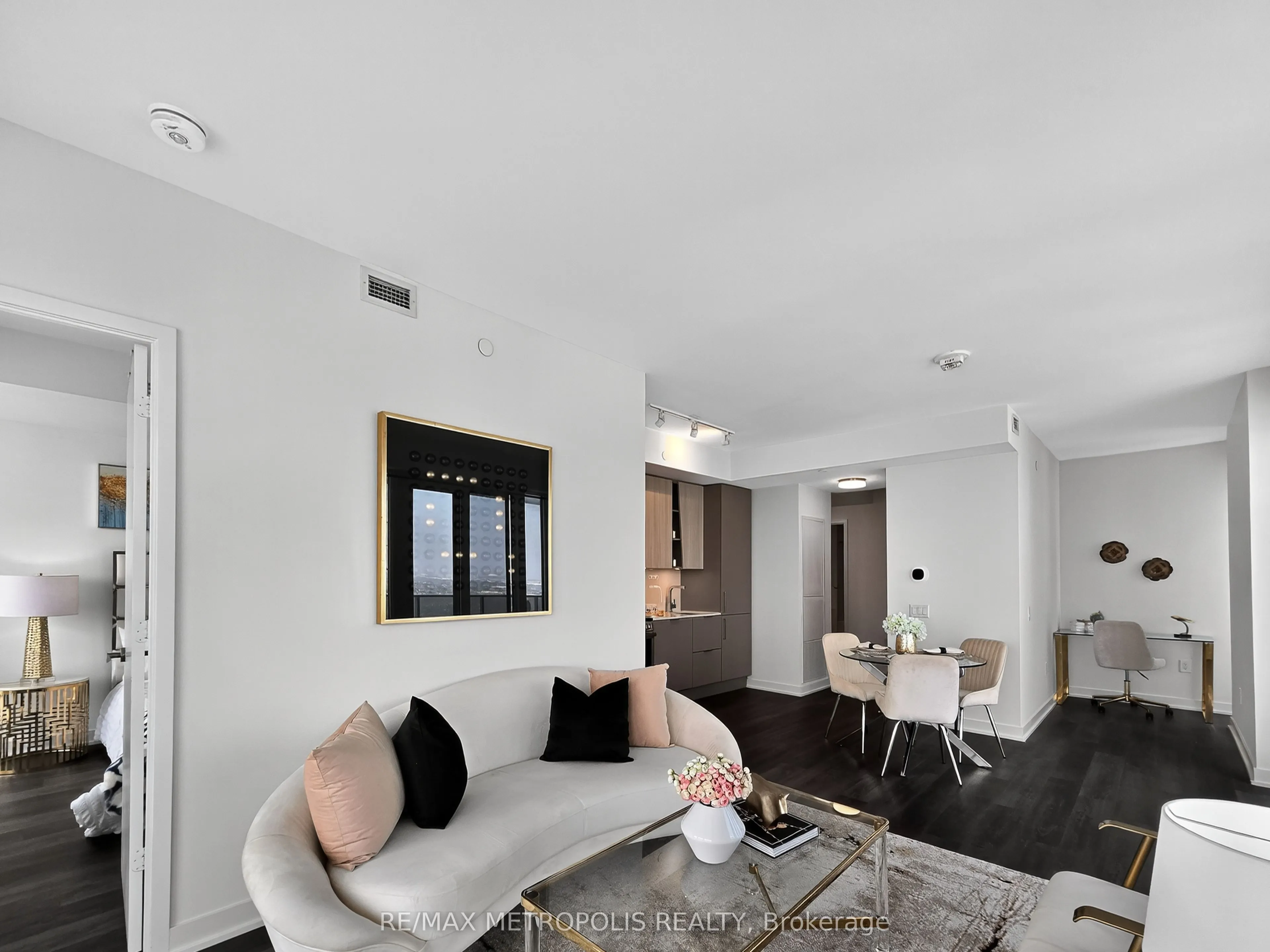 3900 CONFEDERATION Parkway, #4010