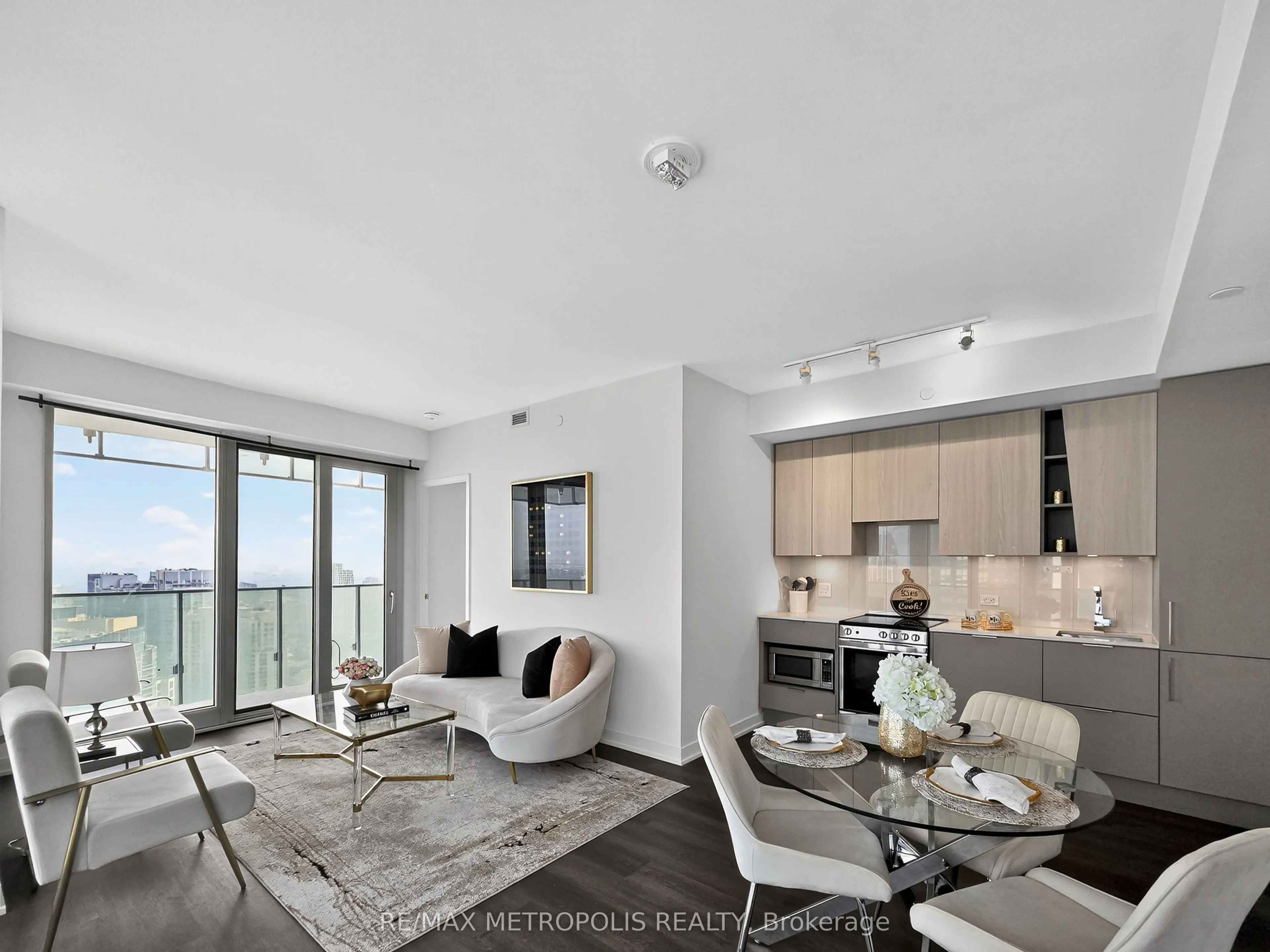 3900 CONFEDERATION Parkway, #4010