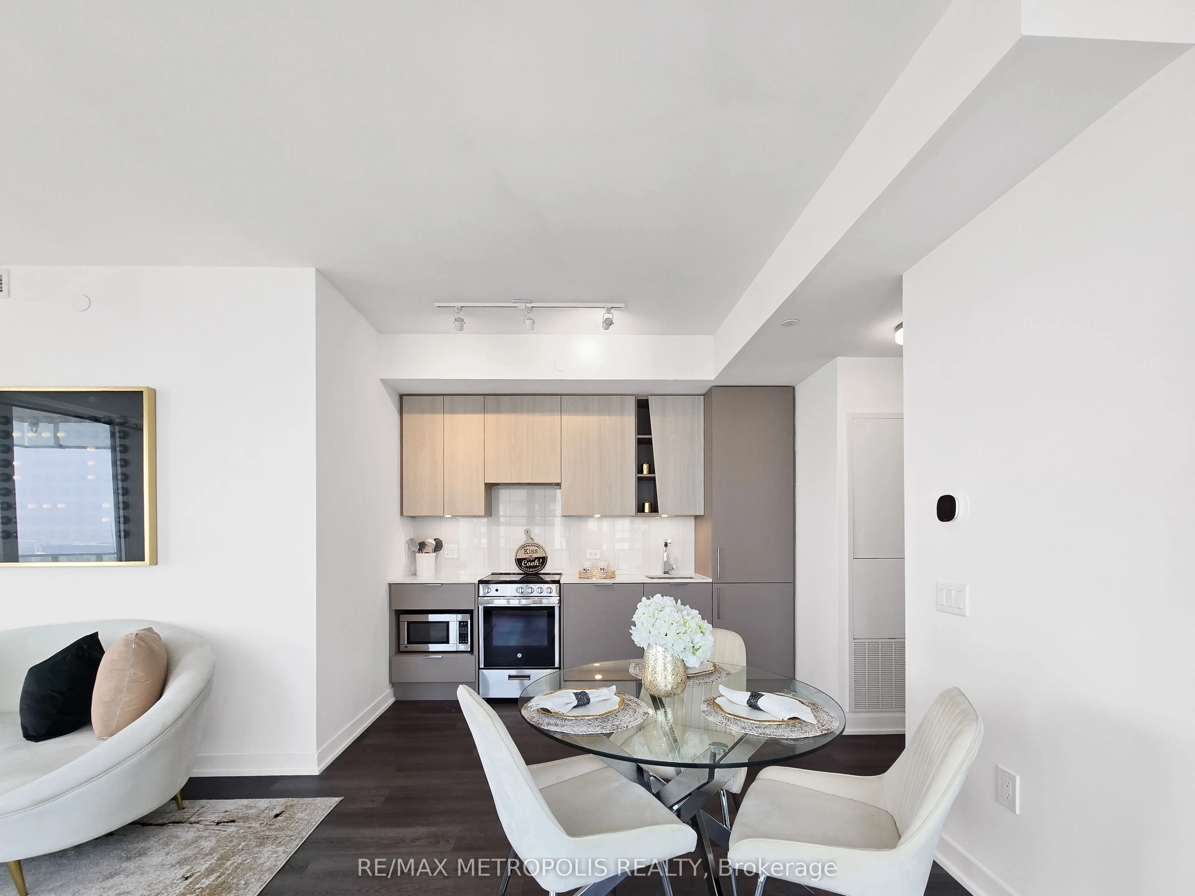 3900 CONFEDERATION Parkway, #4010
