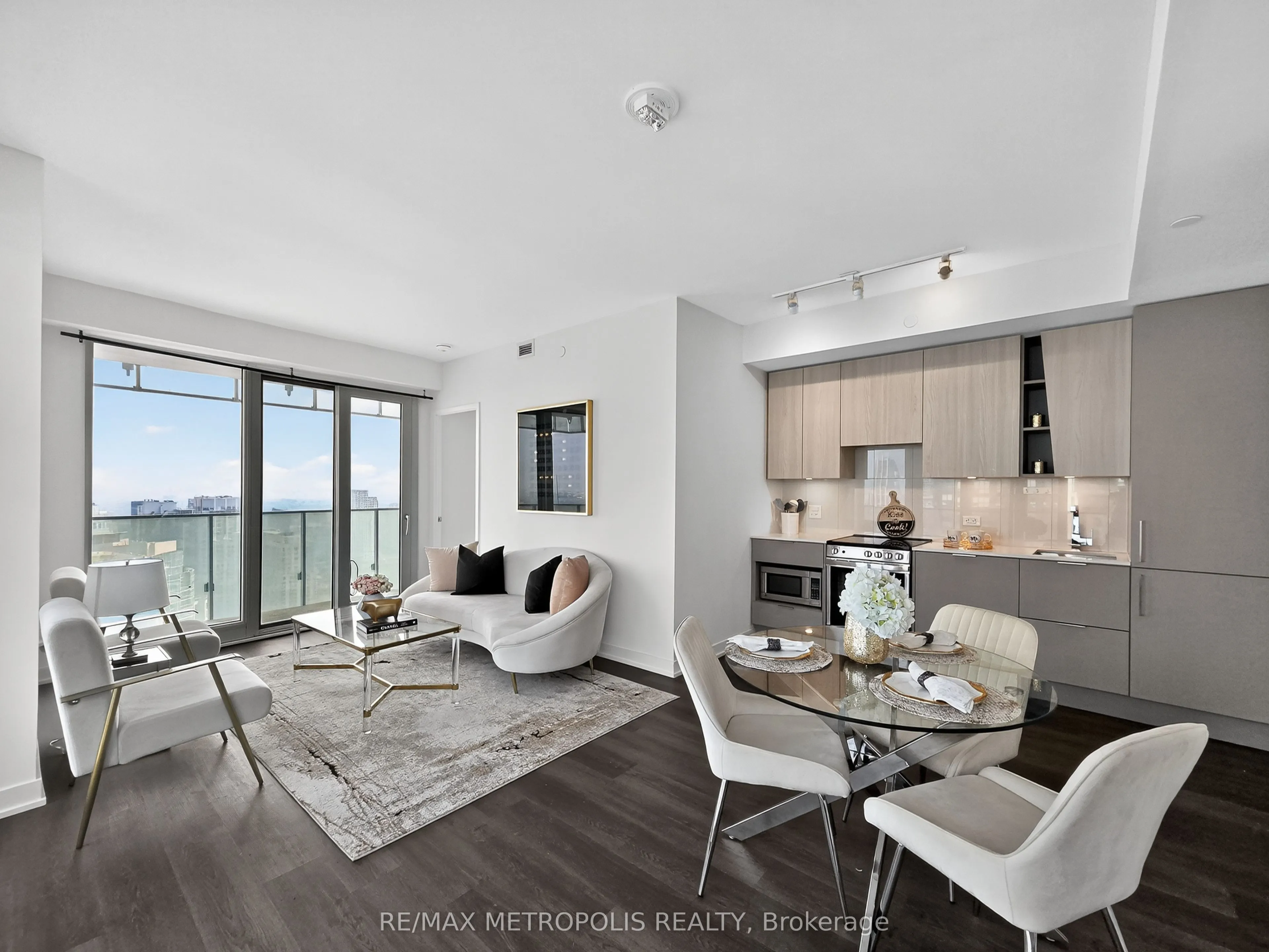 3900 CONFEDERATION Parkway, #4010