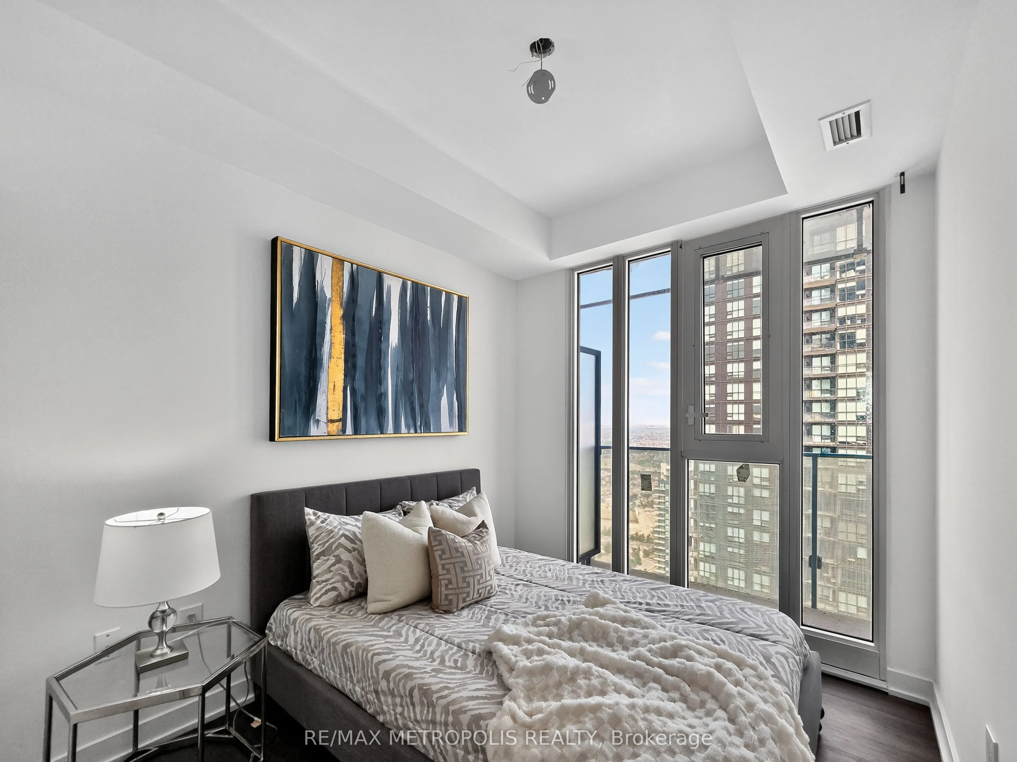3900 CONFEDERATION Parkway, #4010