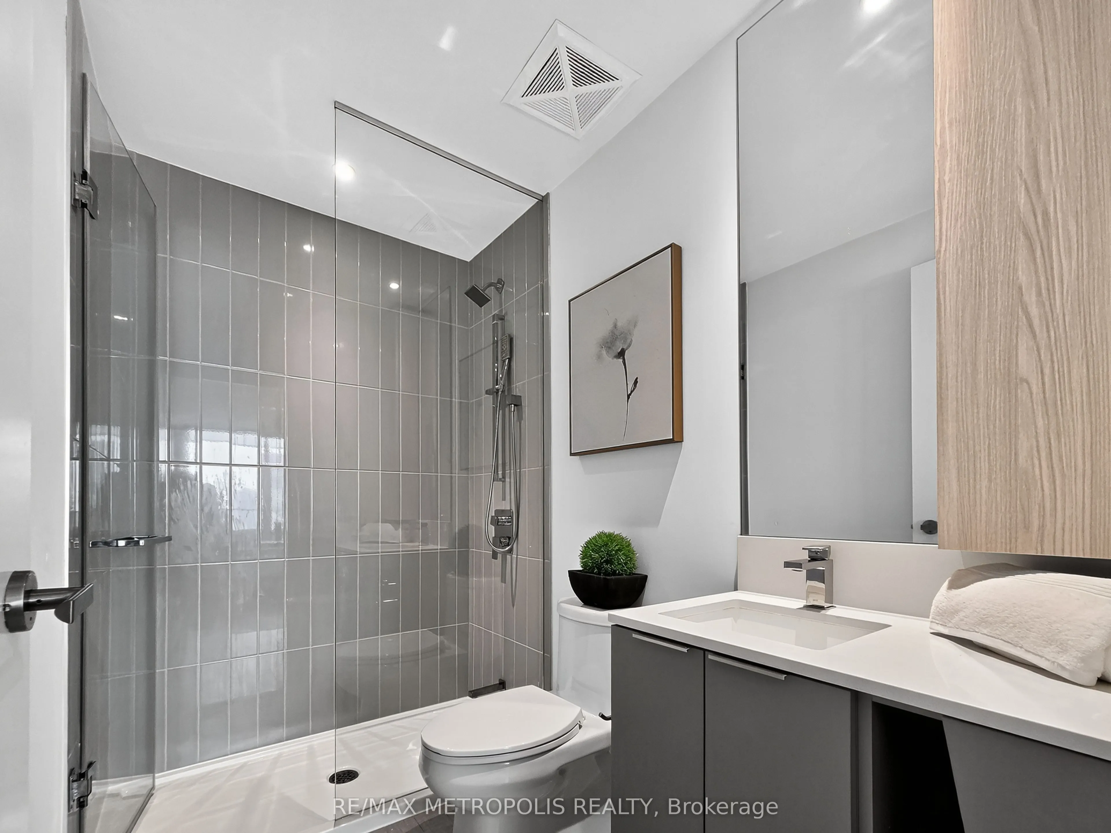 3900 CONFEDERATION Parkway, #4010