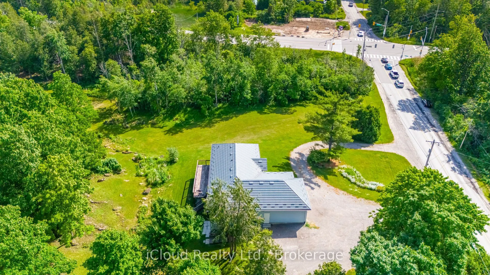 8080 SIDE RD 15 Road