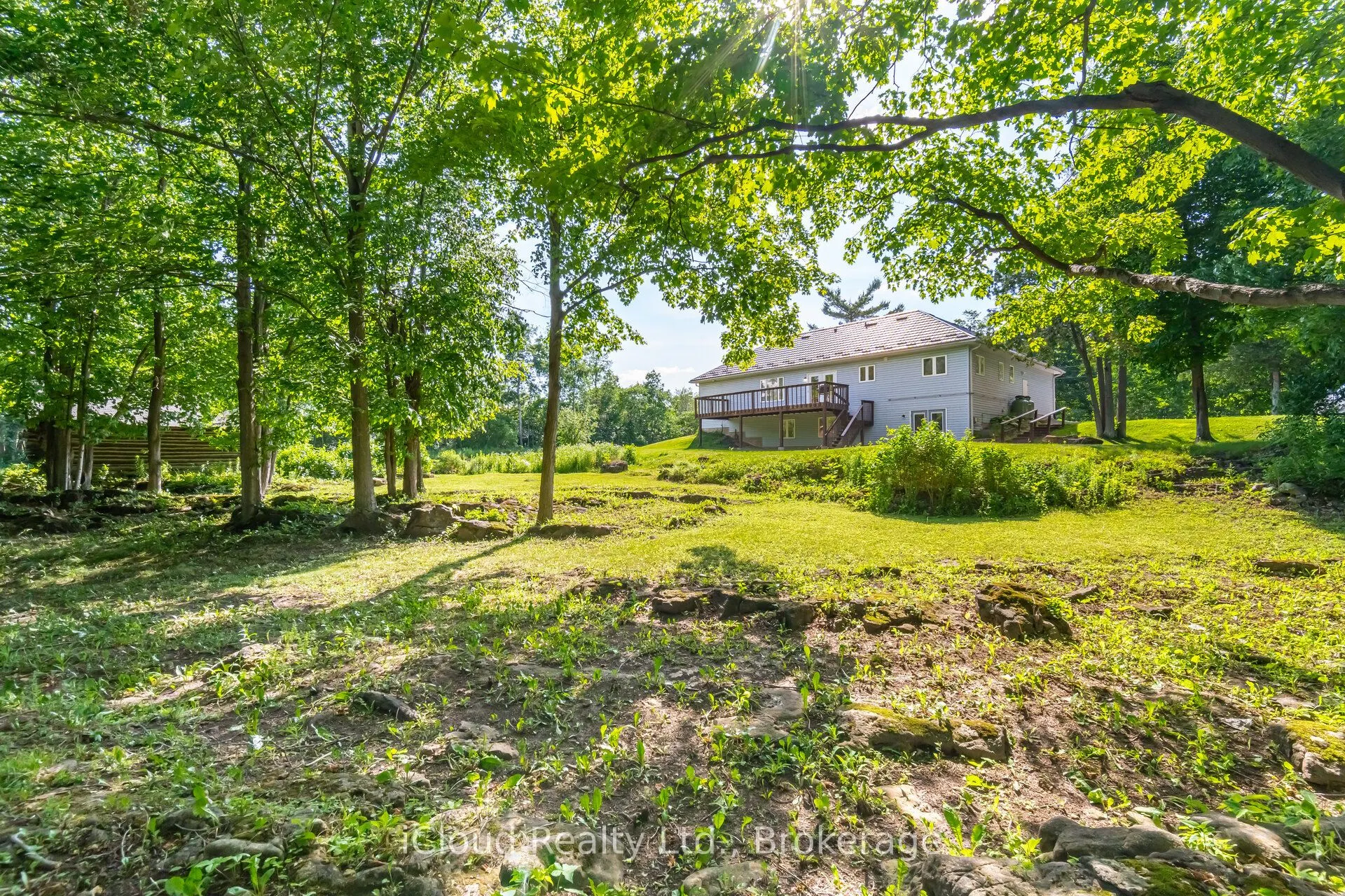 8080 SIDE RD 15 Road