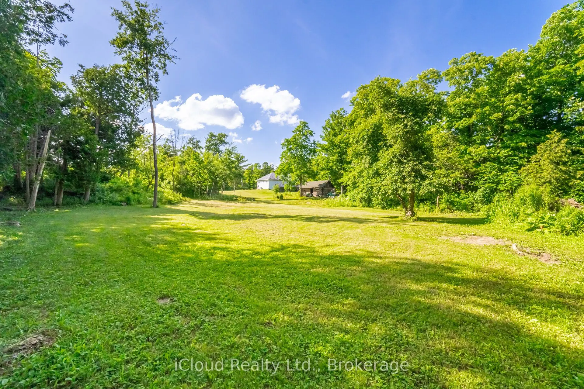 8080 SIDE RD 15 Road