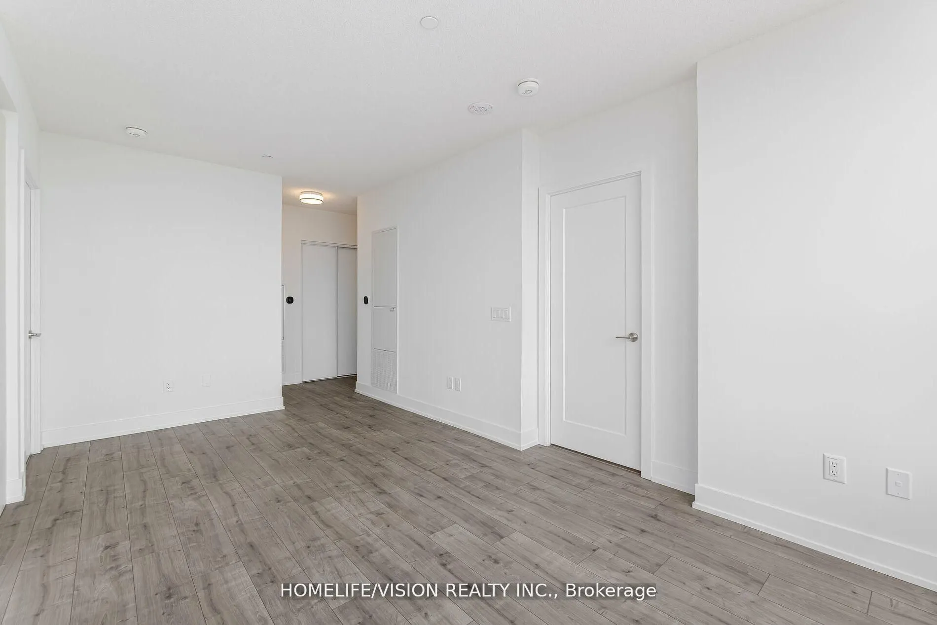 10 Eva Road, #PH06