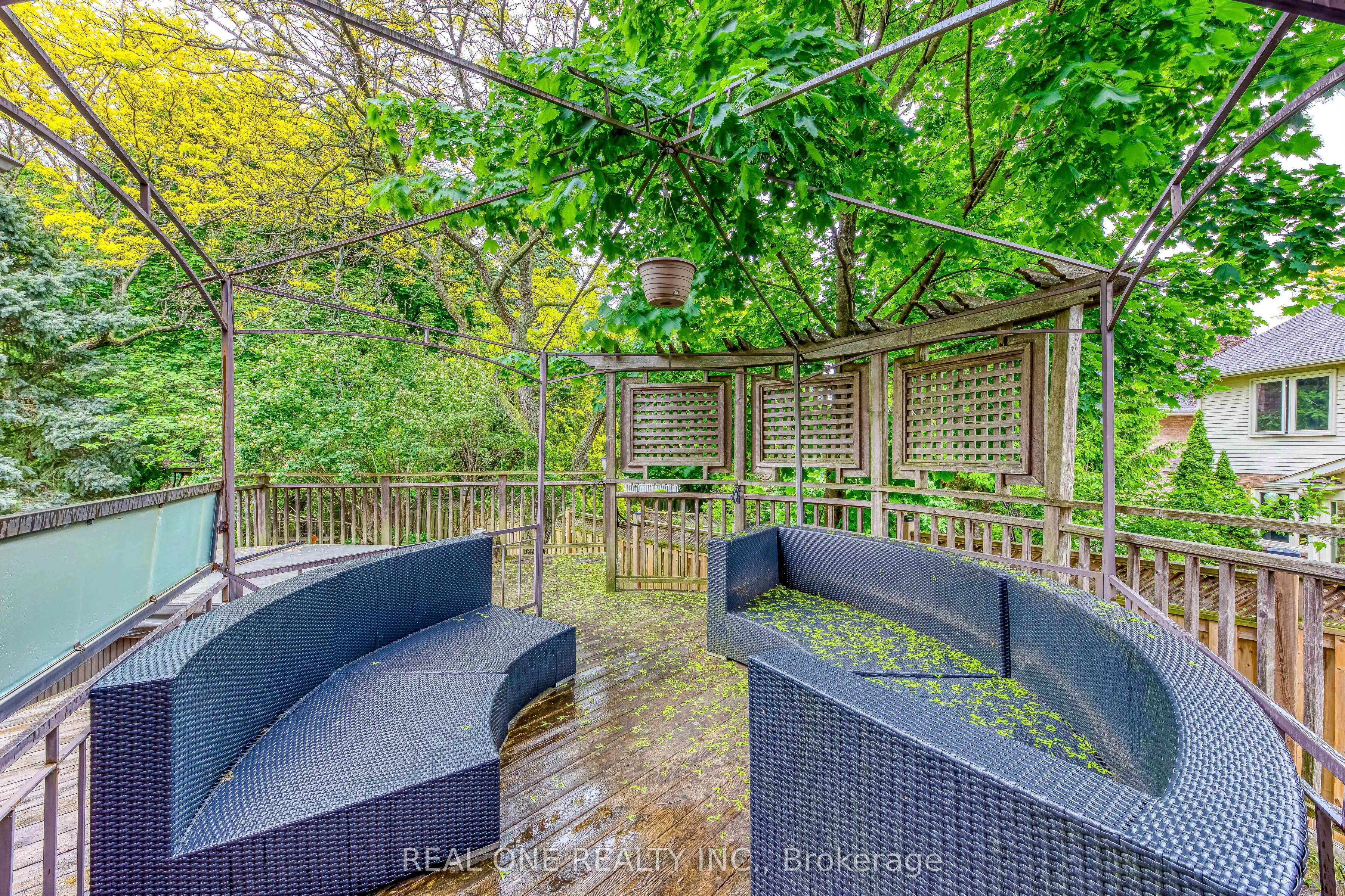 1236 Woodview Drive