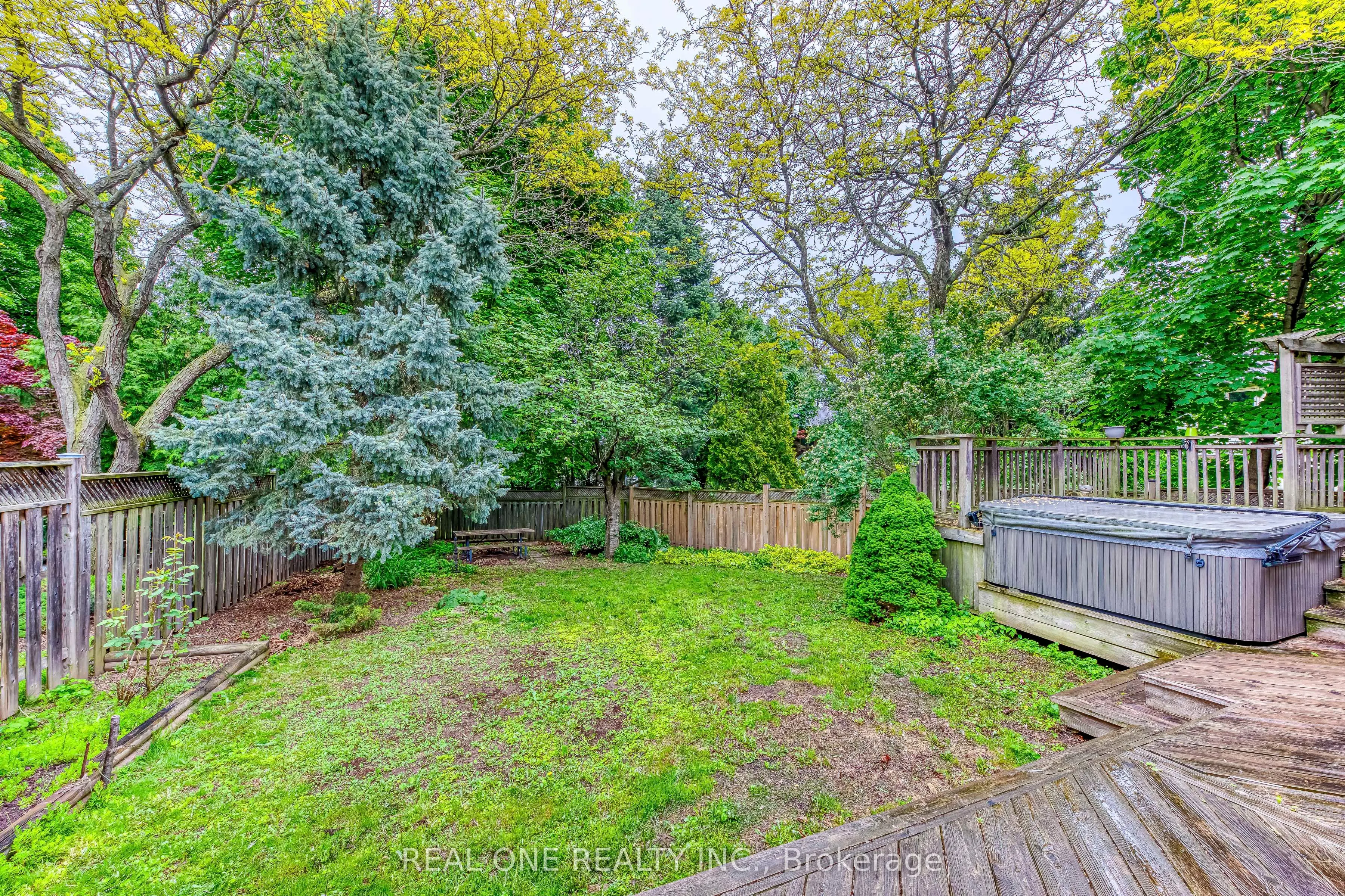 1236 Woodview Drive