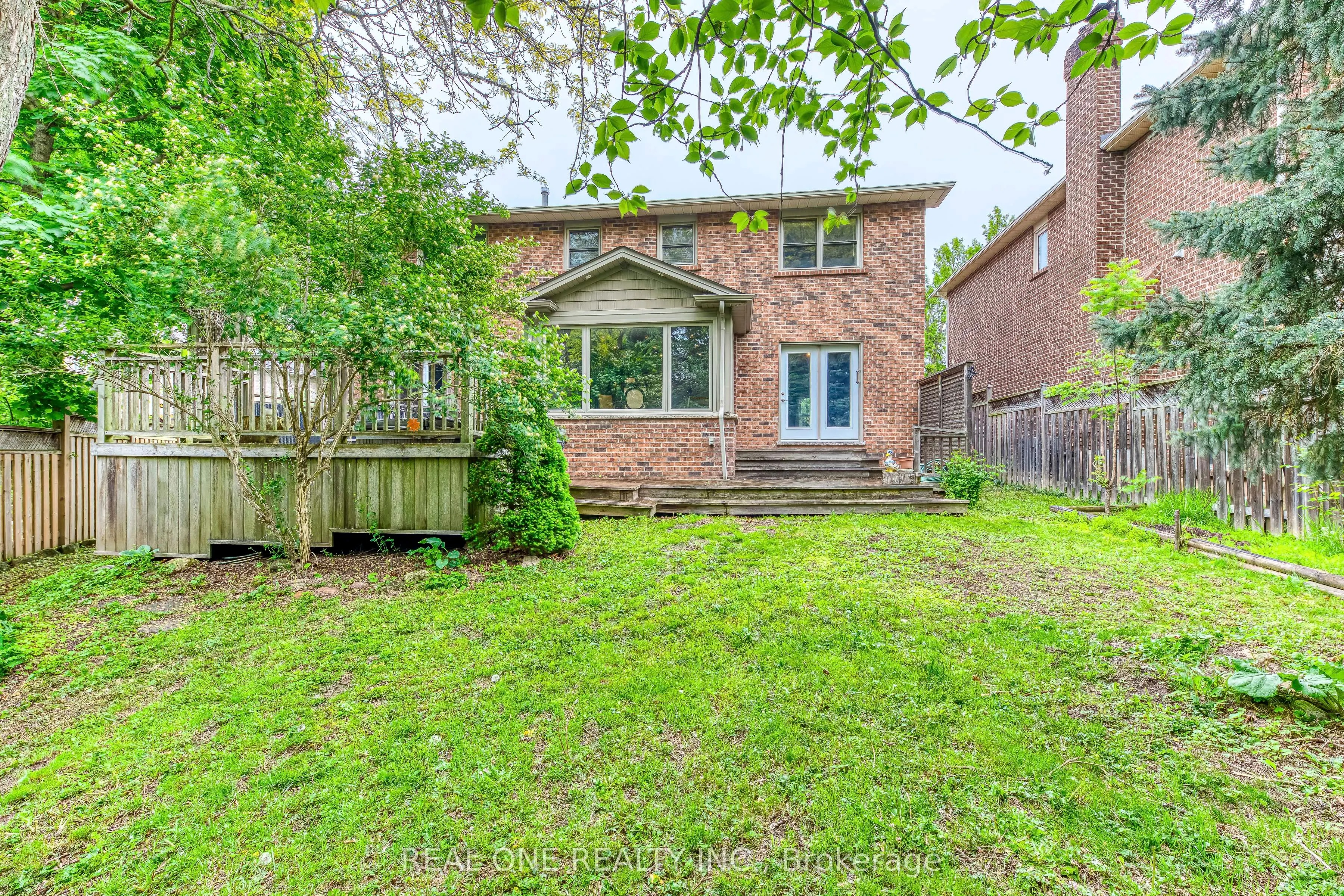 1236 Woodview Drive