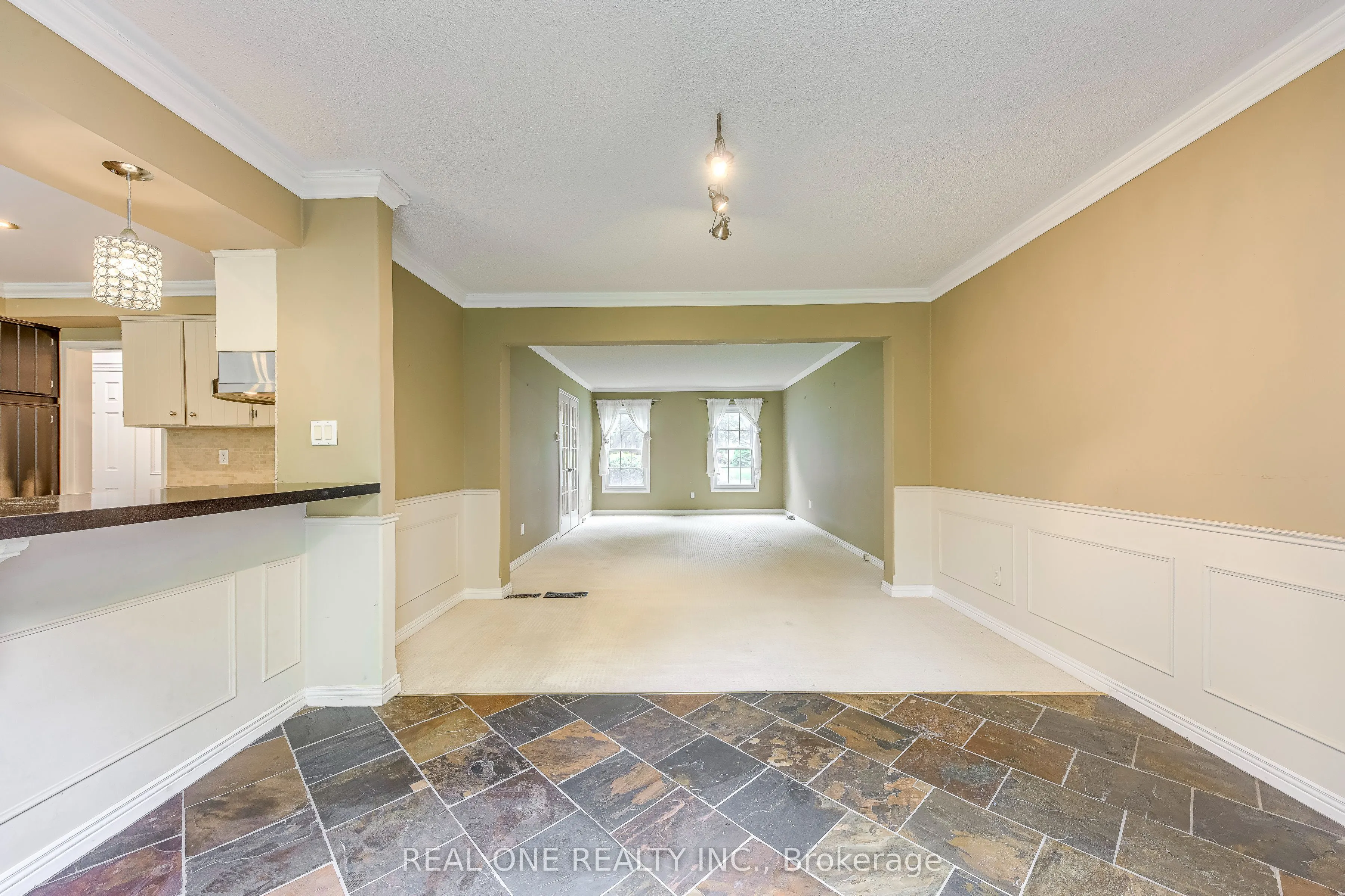 1236 Woodview Drive