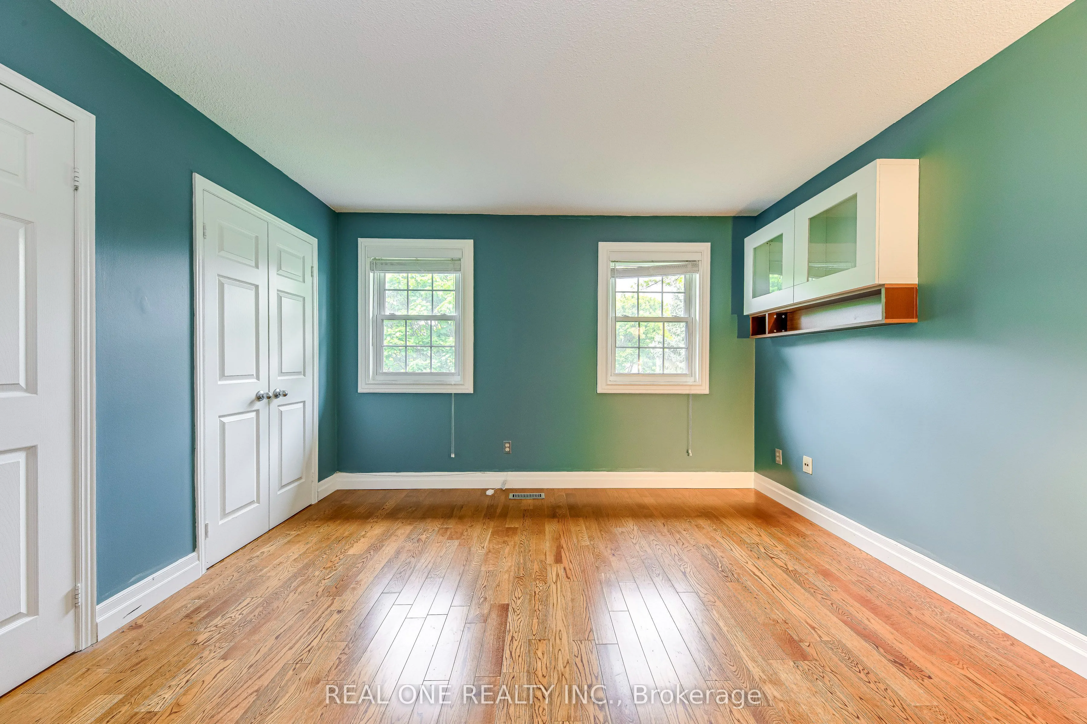 1236 Woodview Drive