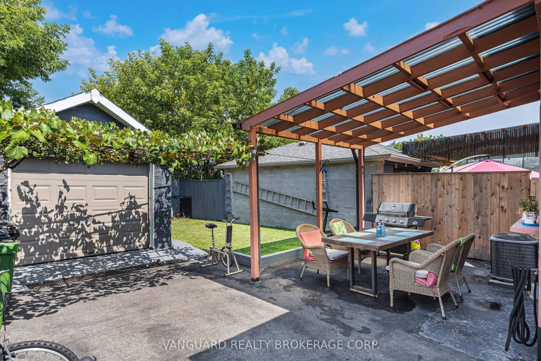 220 Belgravia Avenue