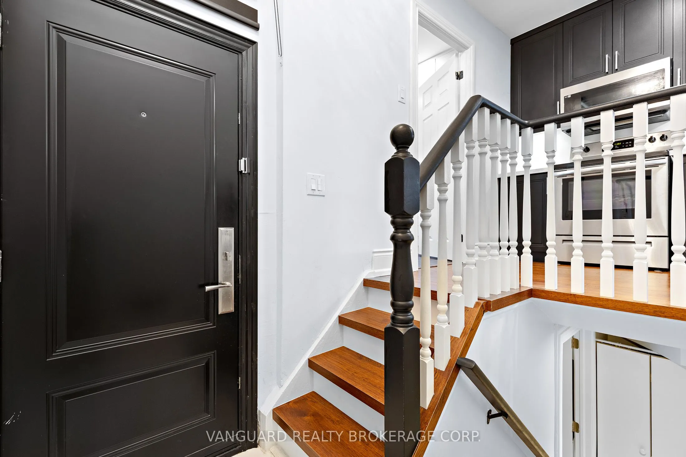 220 Belgravia Avenue