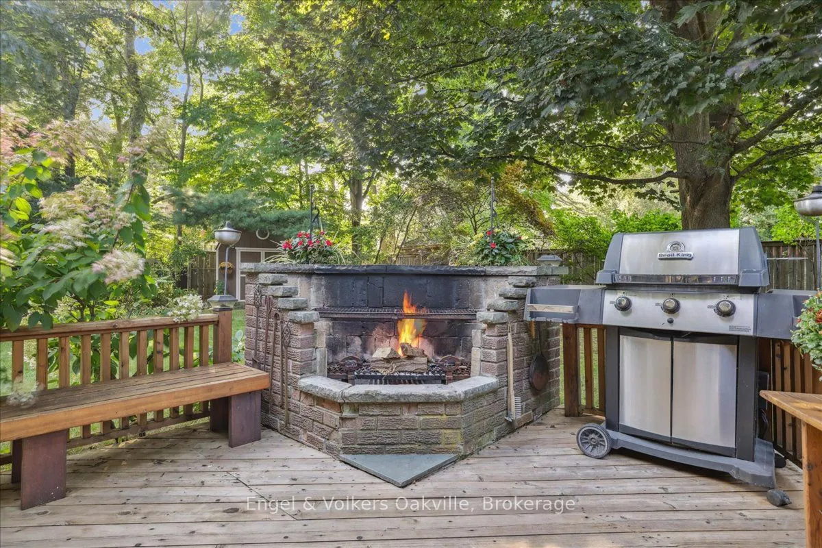 250 Gatestone Avenue