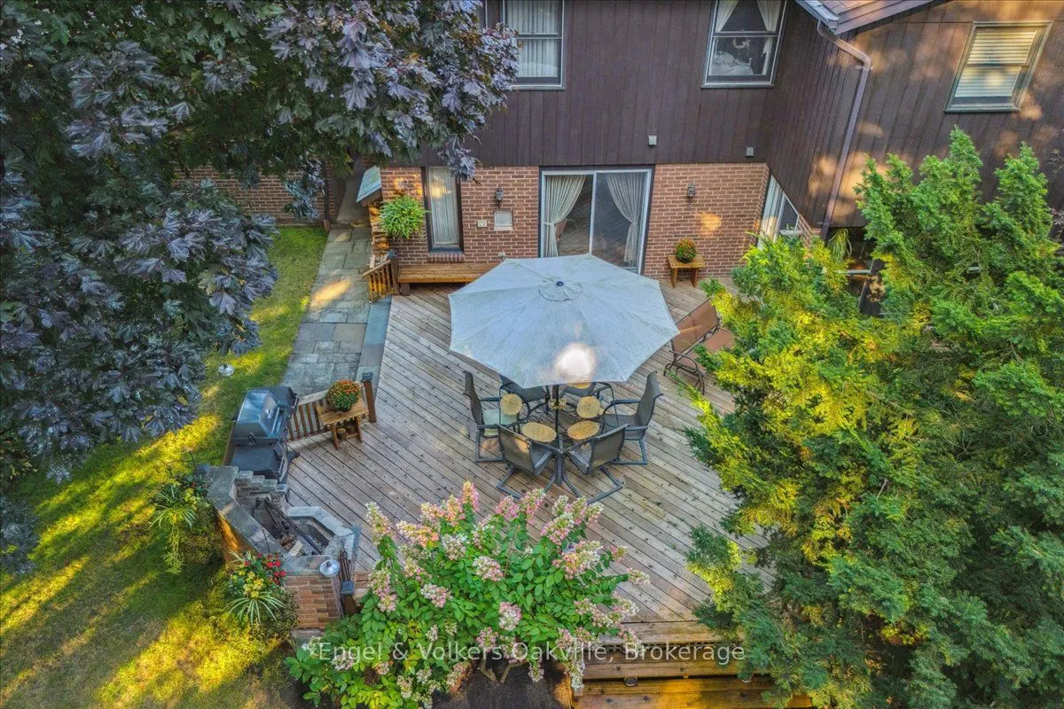 250 Gatestone Avenue