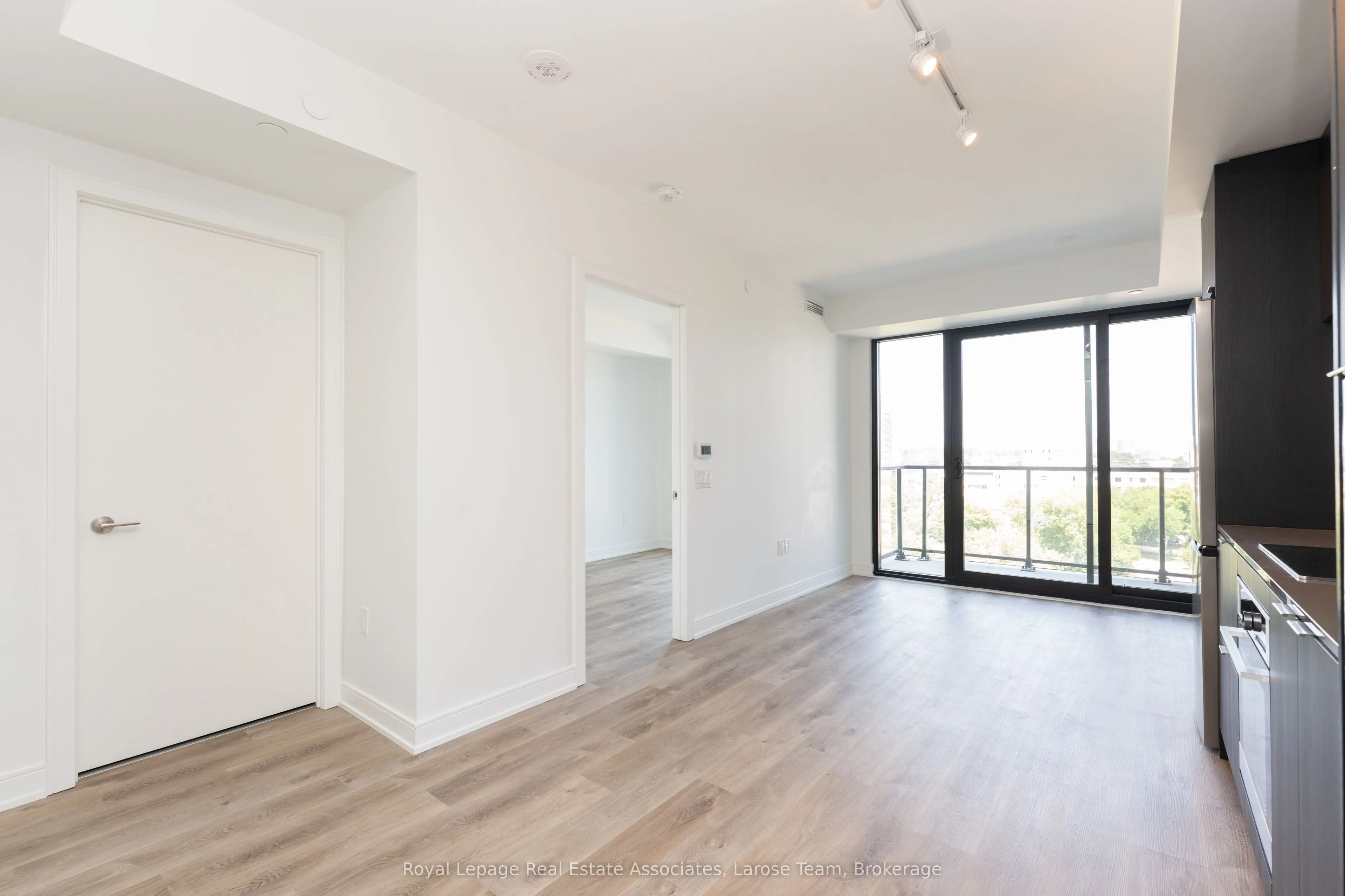 3009 Novar Road, #601