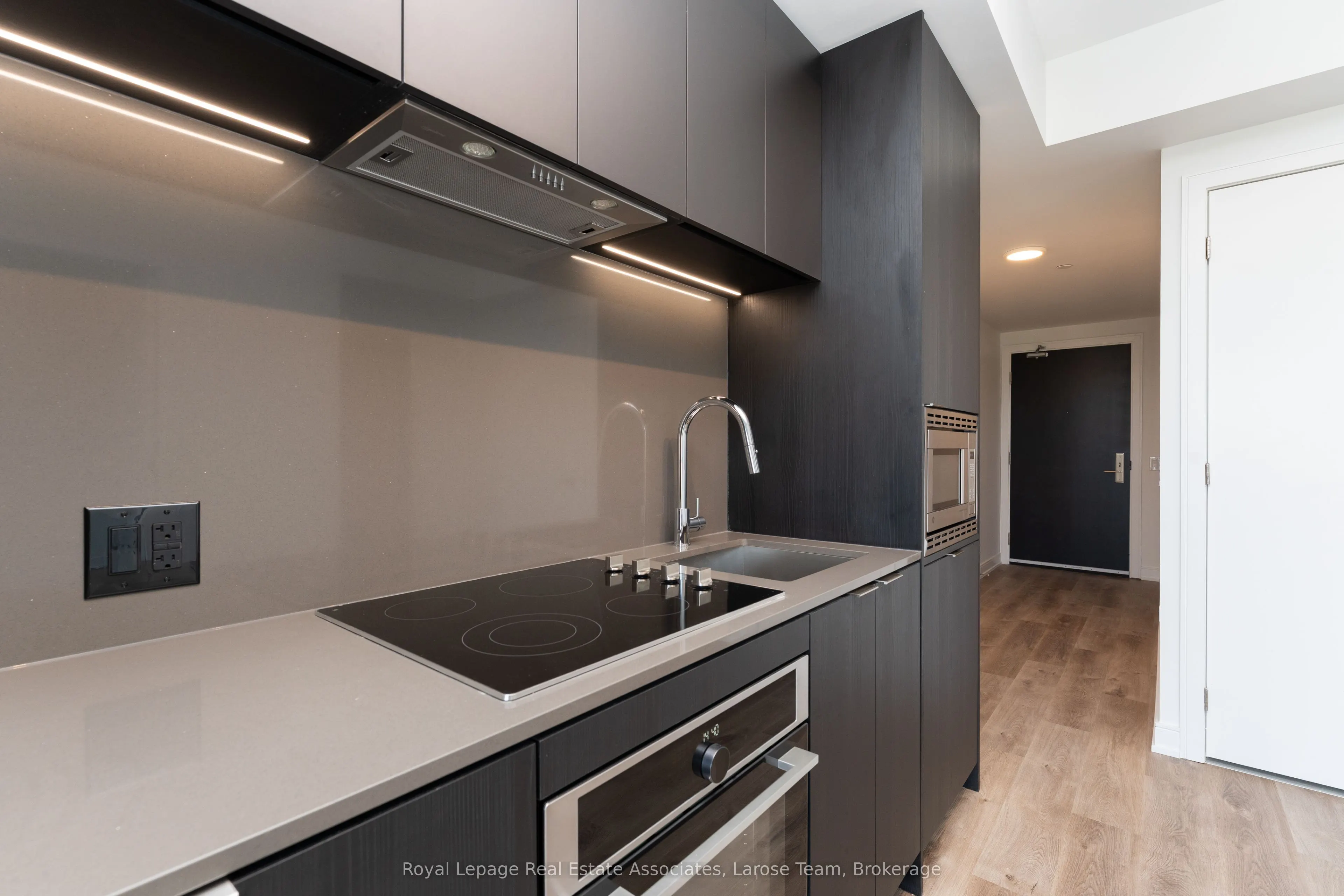 3009 Novar Road, #601