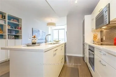 88 Park Lawn Road S, #506