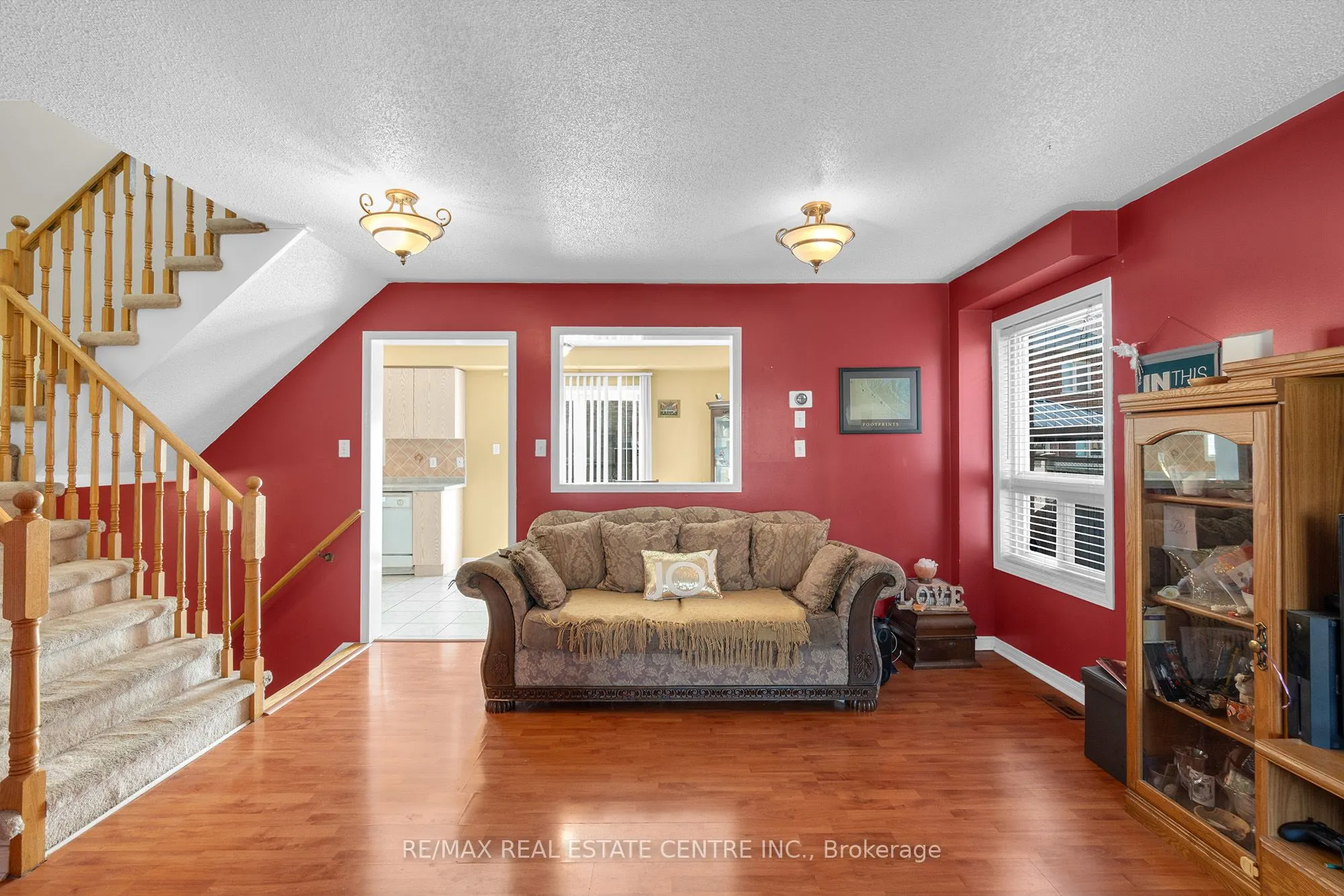 140 Saintsbury Crescent