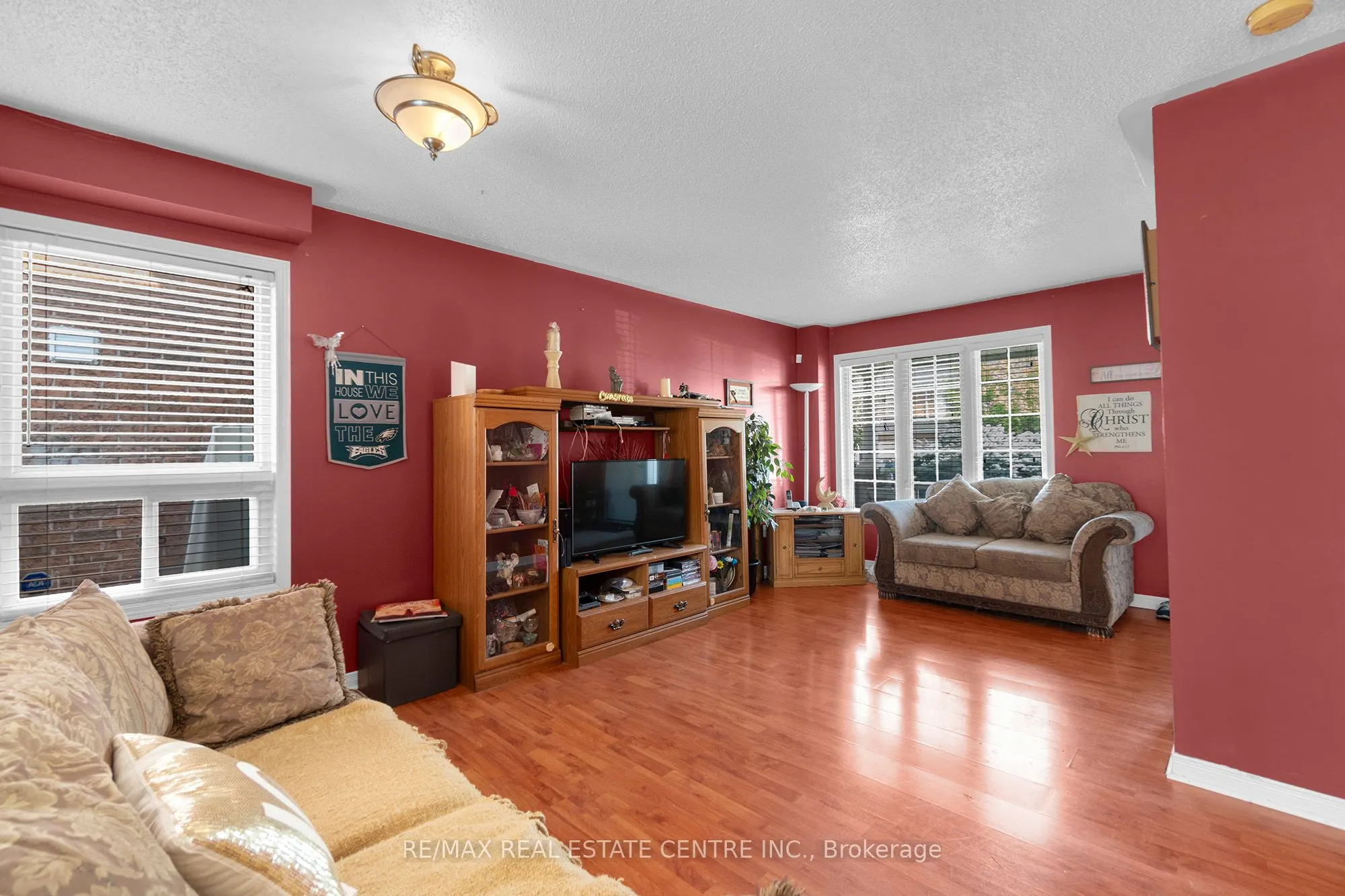 140 Saintsbury Crescent