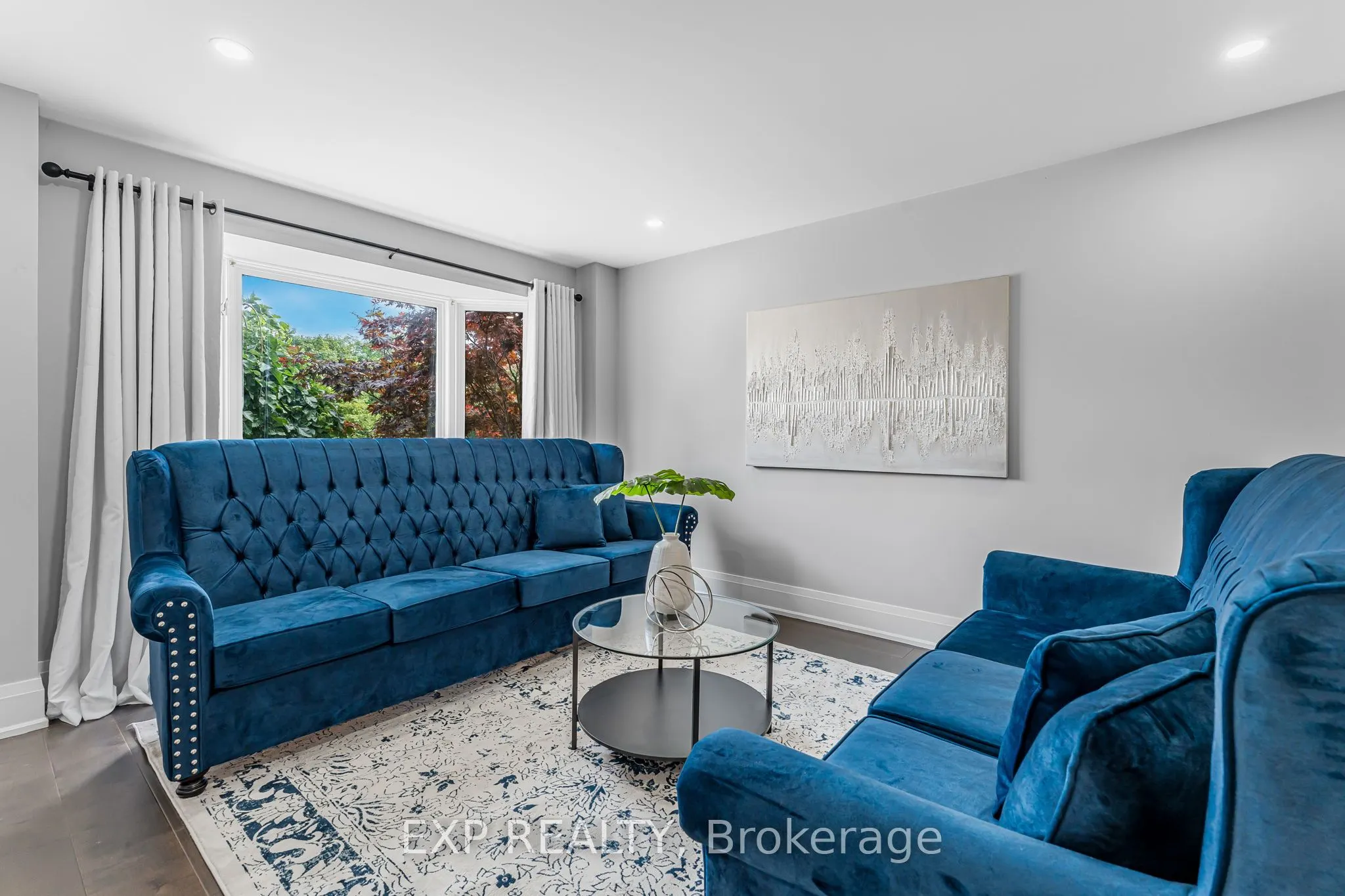 1221 Creekside Drive
