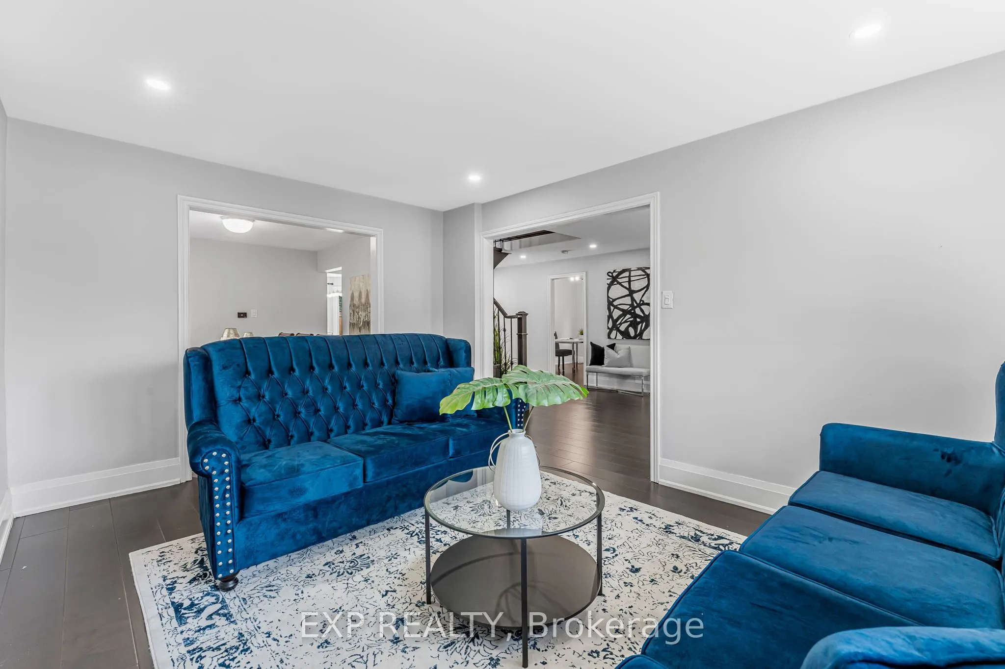 1221 Creekside Drive