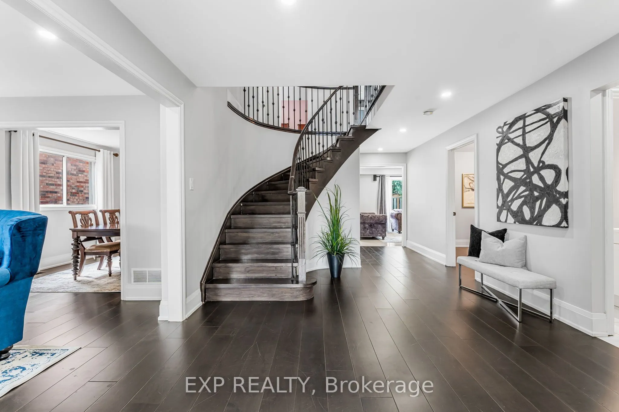 1221 Creekside Drive