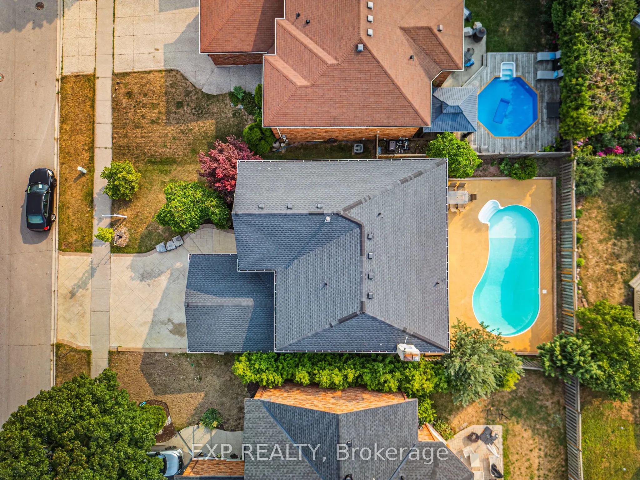 1221 Creekside Drive