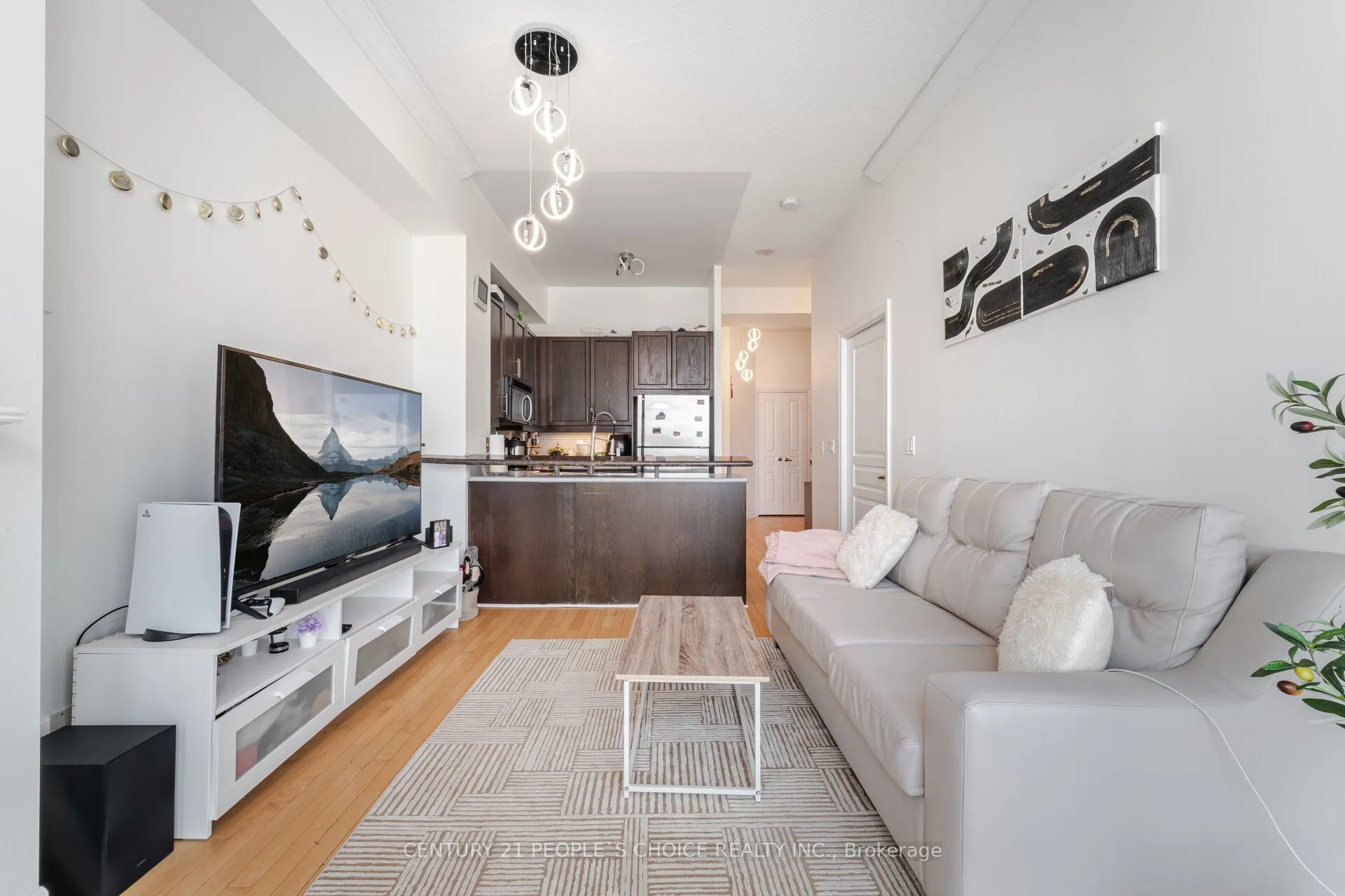 3939 Duke Of York Boulevard, #3304