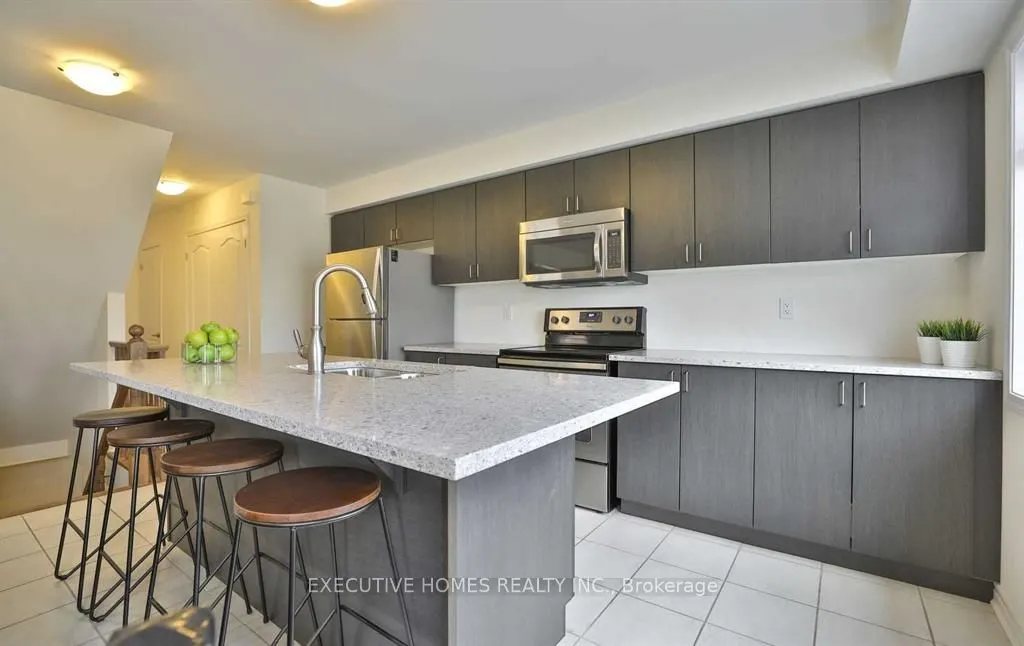 288 Reis Place