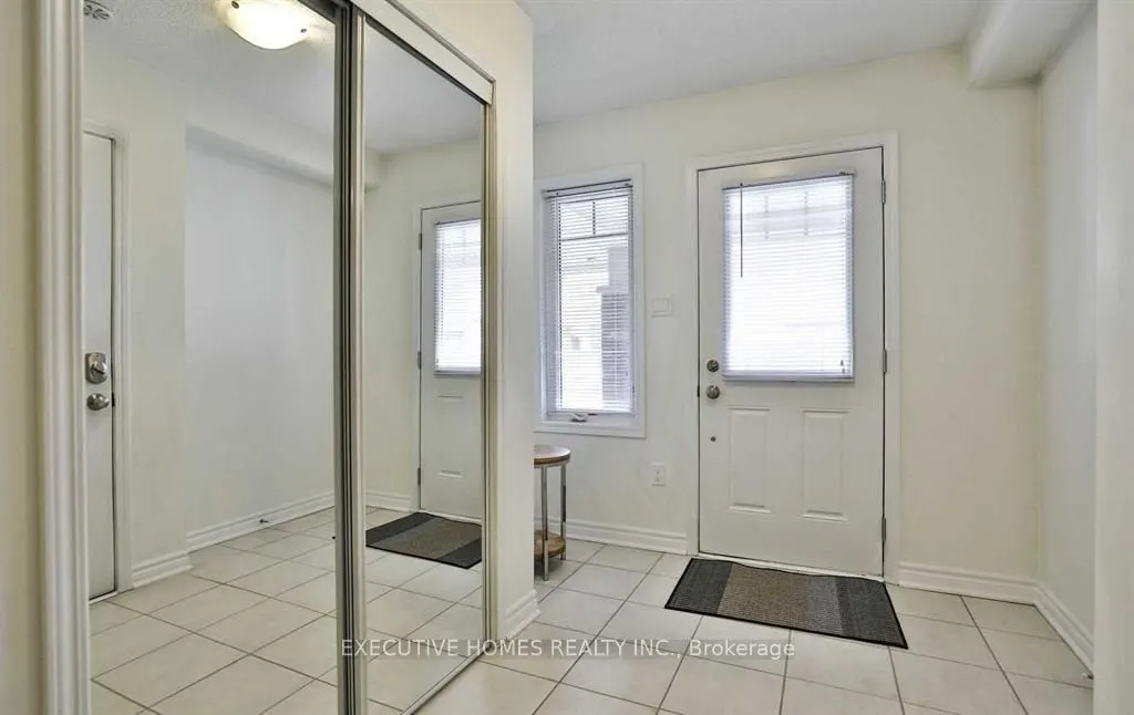 288 Reis Place