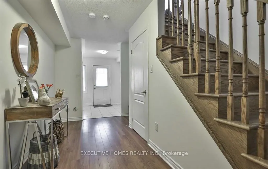 288 Reis Place