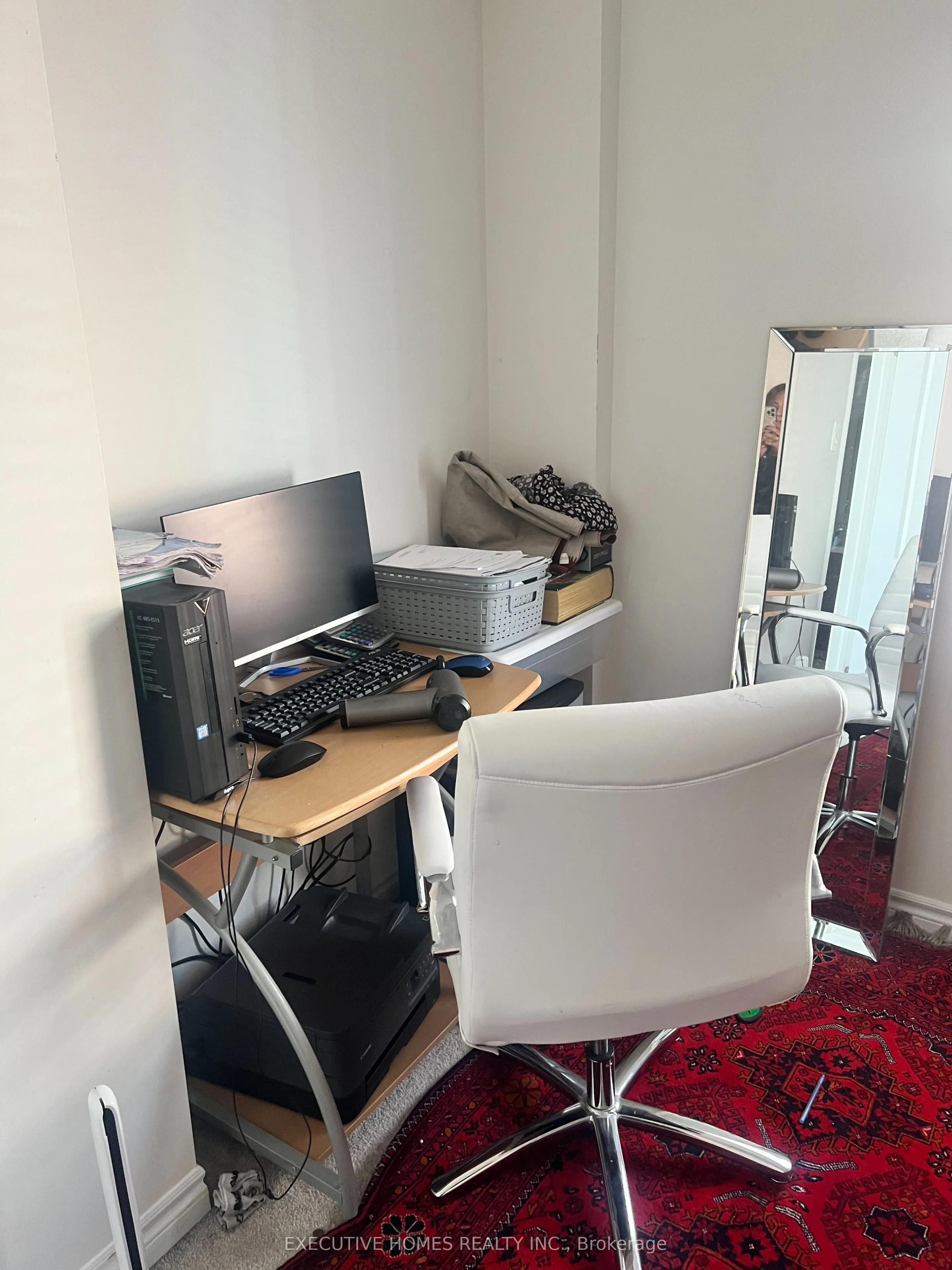 288 Reis Place