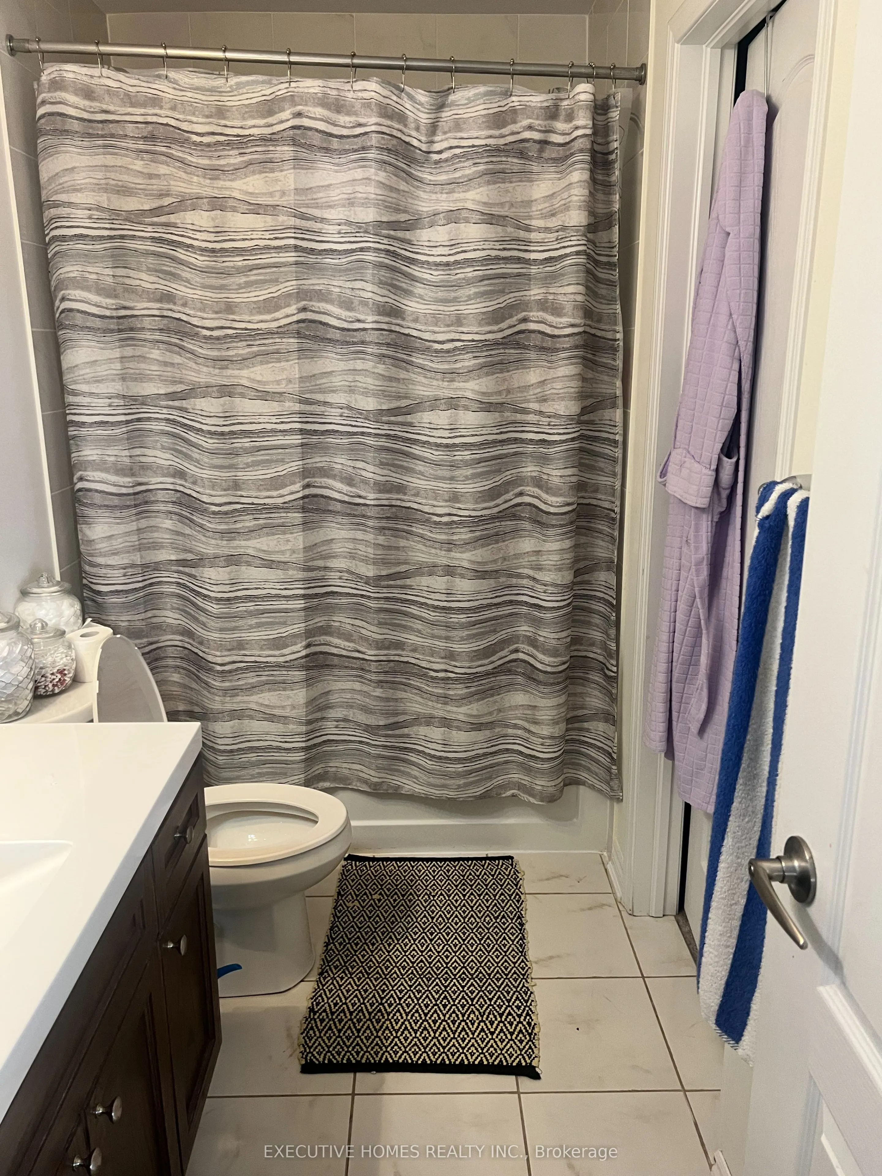 288 Reis Place