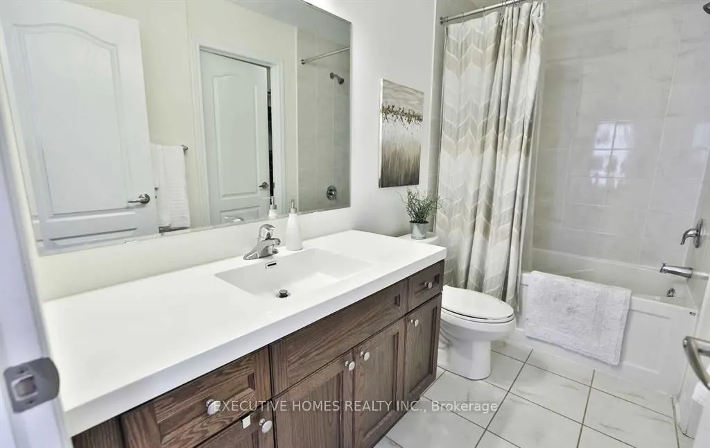 288 Reis Place