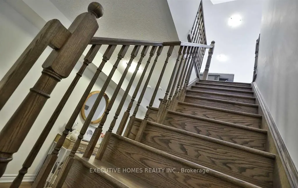 288 Reis Place