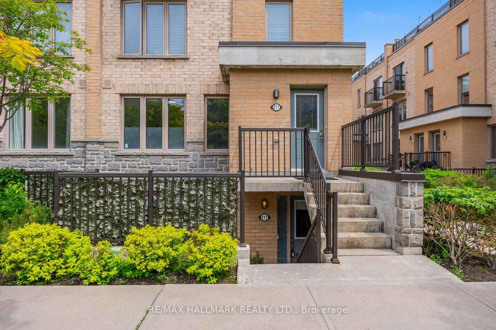 9 Foundry Avenue, #111