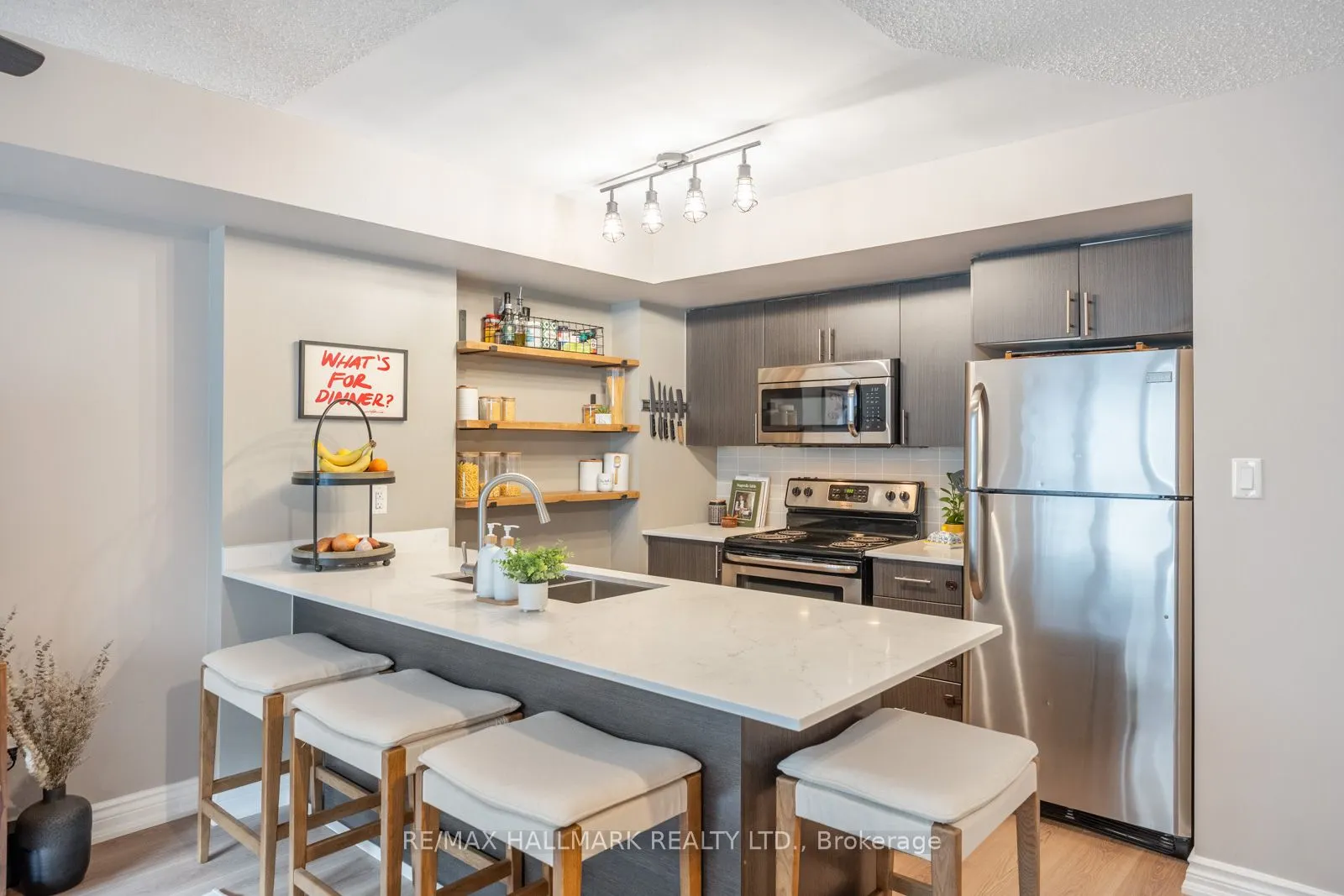 9 Foundry Avenue, #111
